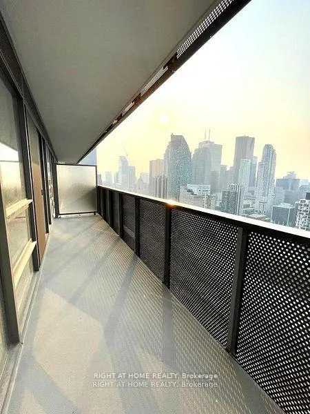 Photo 11 of Unit 4002, 55 cooper Street, Toronto, Waterfront Communities — HOMEH