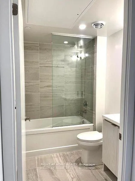 Photo 15 of Unit 4002, 55 cooper Street, Toronto, Waterfront Communities — HOMEH