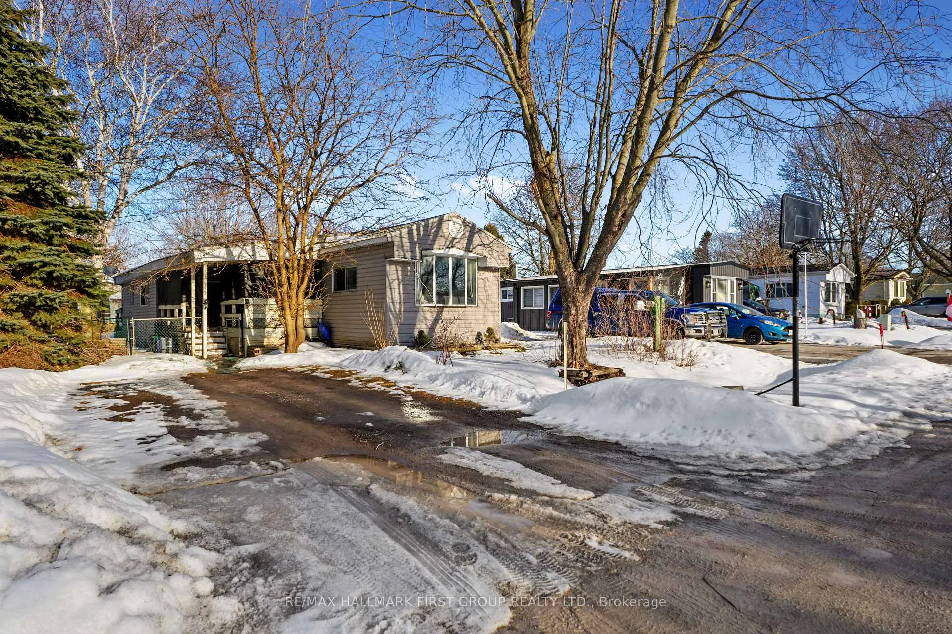 Photo 1 of 31 Valleyview Drive, Hamilton Township, Rural Hamilton — HOMEH