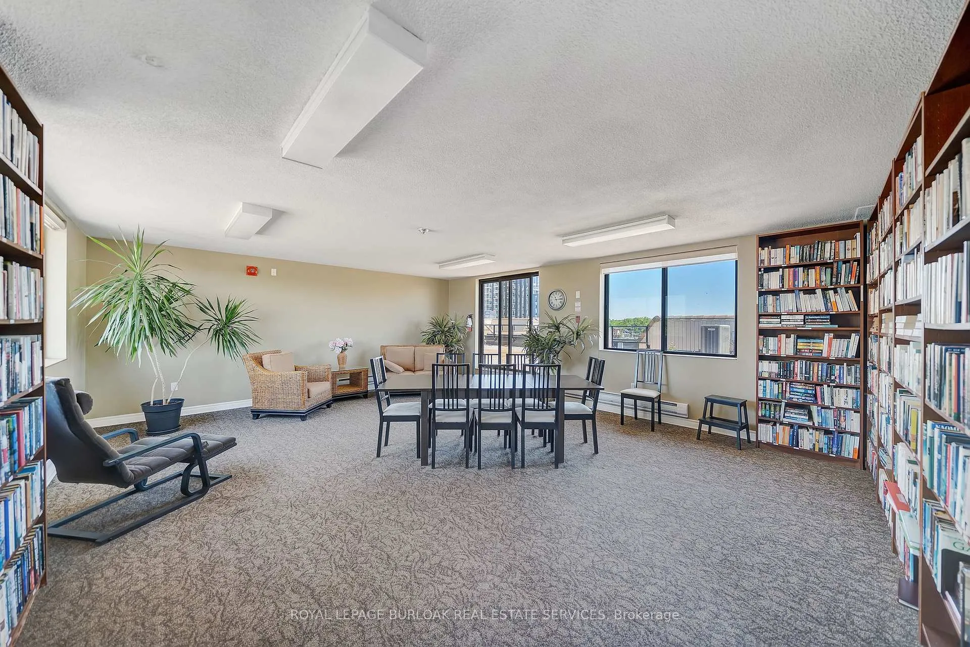 Photo 15 of Unit 303, 102 Bronte Road, Oakville, Bronte — HOMEH