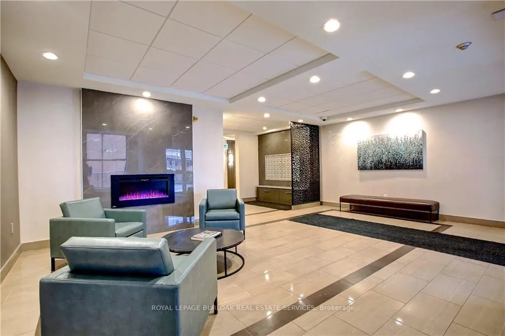 Photo 18 of Unit 303, 102 Bronte Road, Oakville, Bronte — HOMEH