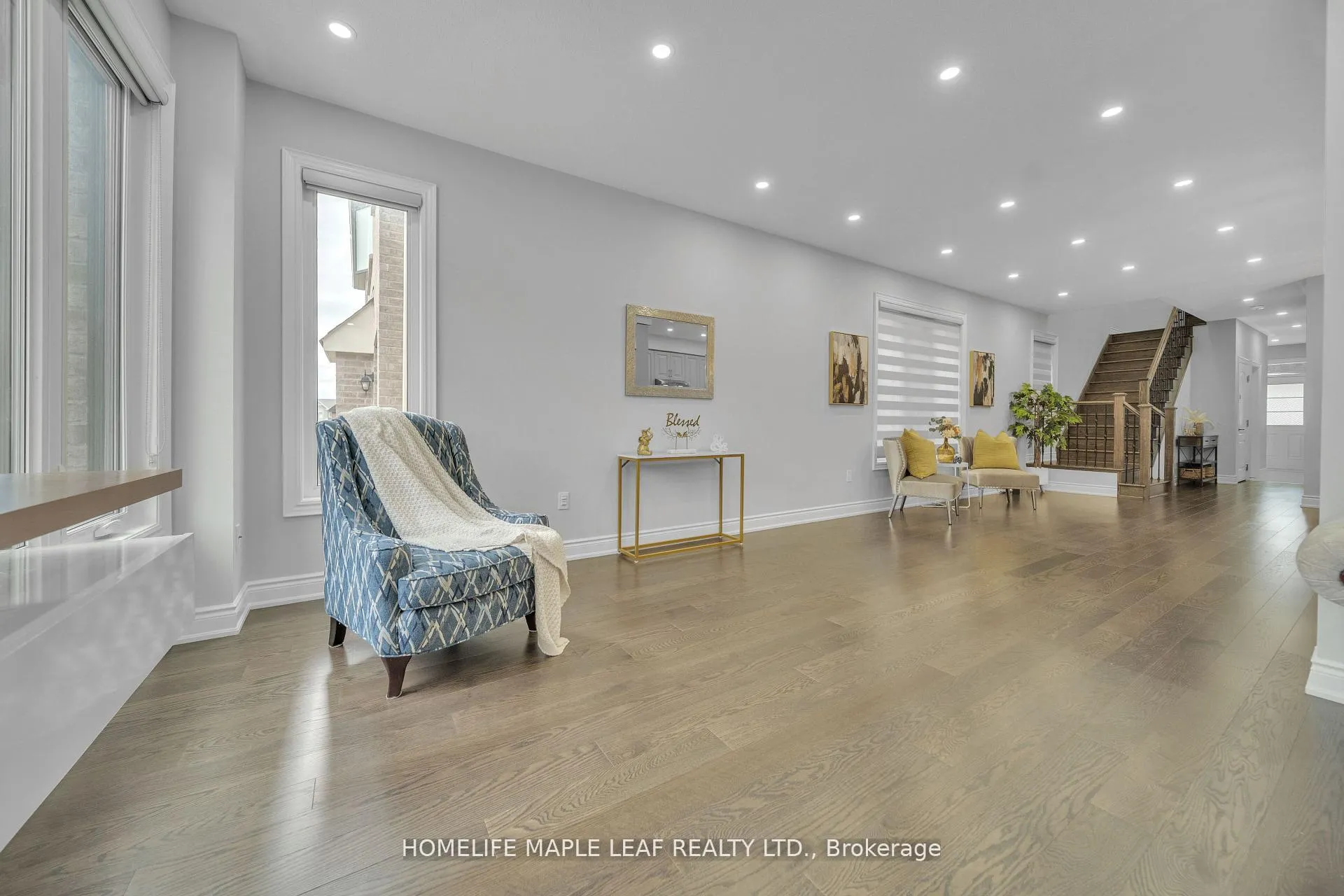 Photo 15 of 15 Quinton Ridge, Brampton, Bram West — HOMEH