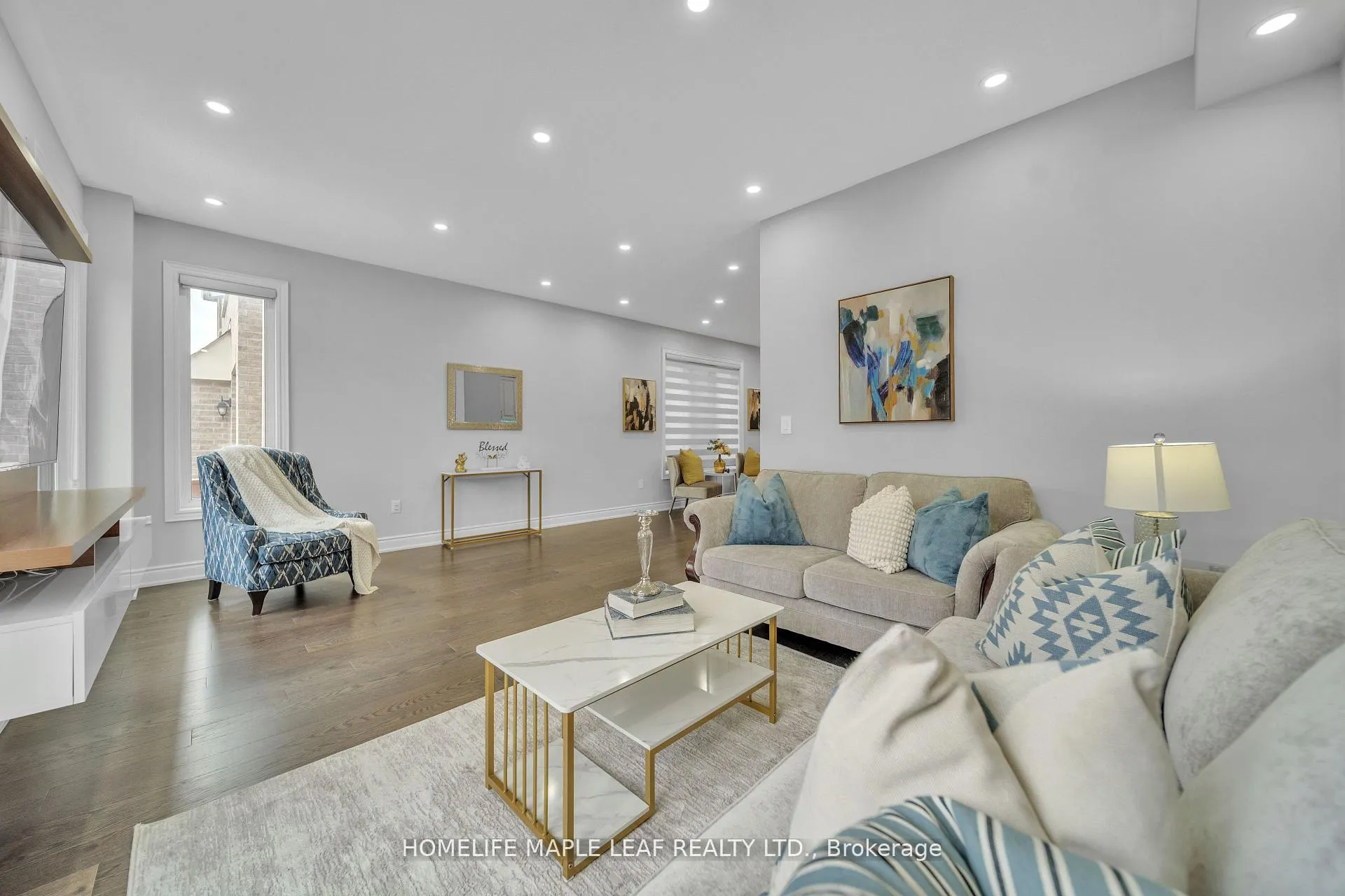 Photo 19 of 15 Quinton Ridge, Brampton, Bram West — HOMEH