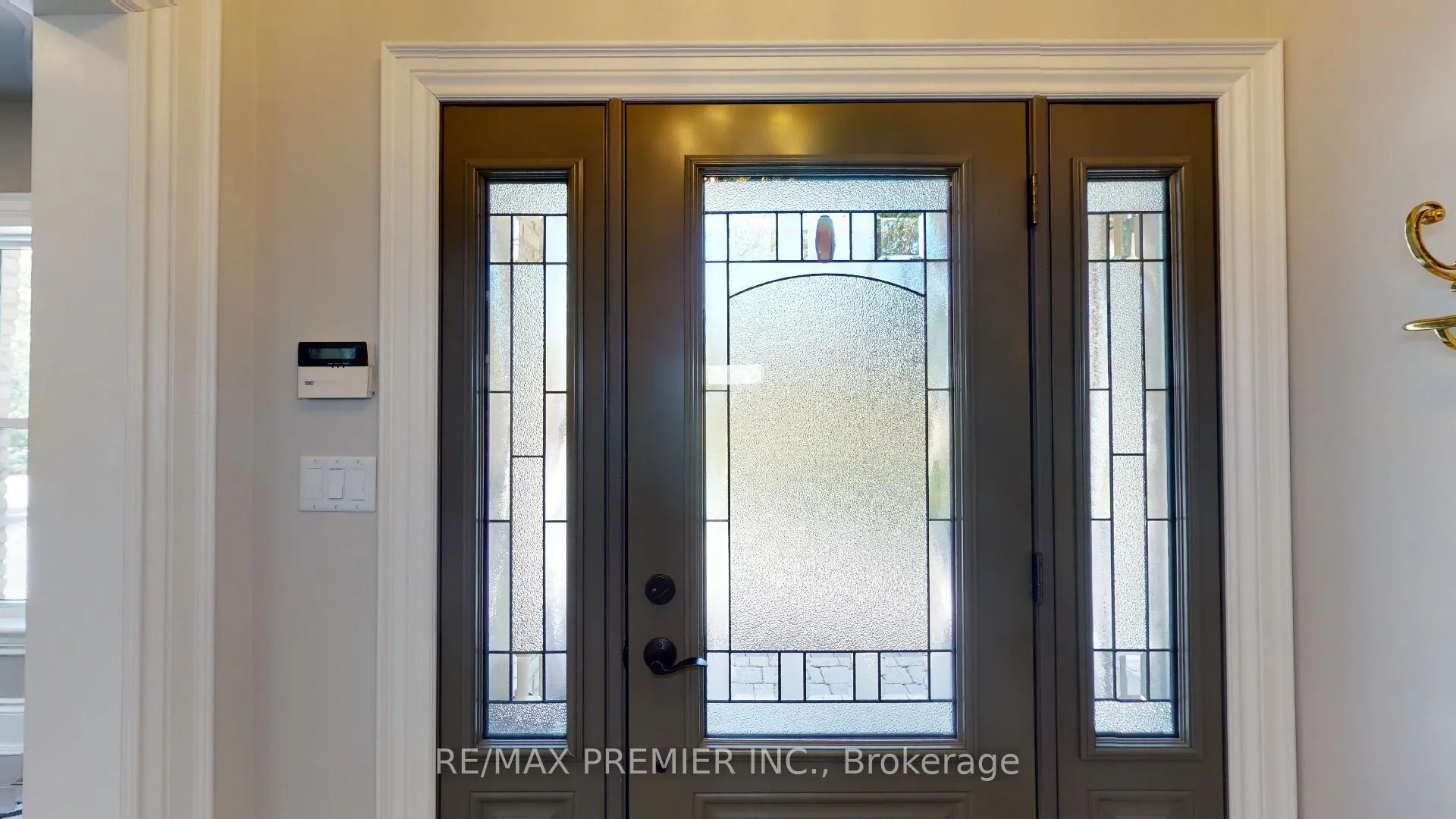 Photo 2 of 70791-70799 London Road, South Huron, Exeter — HOMEH