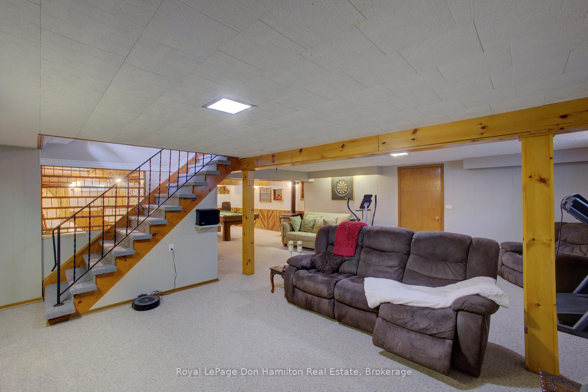 Photo 22 of 7434 Wellington Road 10, Mapleton, Rural Mapleton — HOMEH