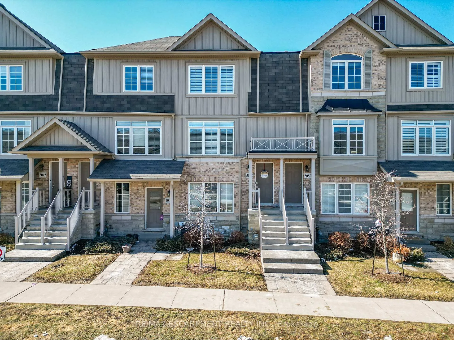 Photo 1 of 5048 Serena Drive, Lincoln, Beamsville — HOMEH