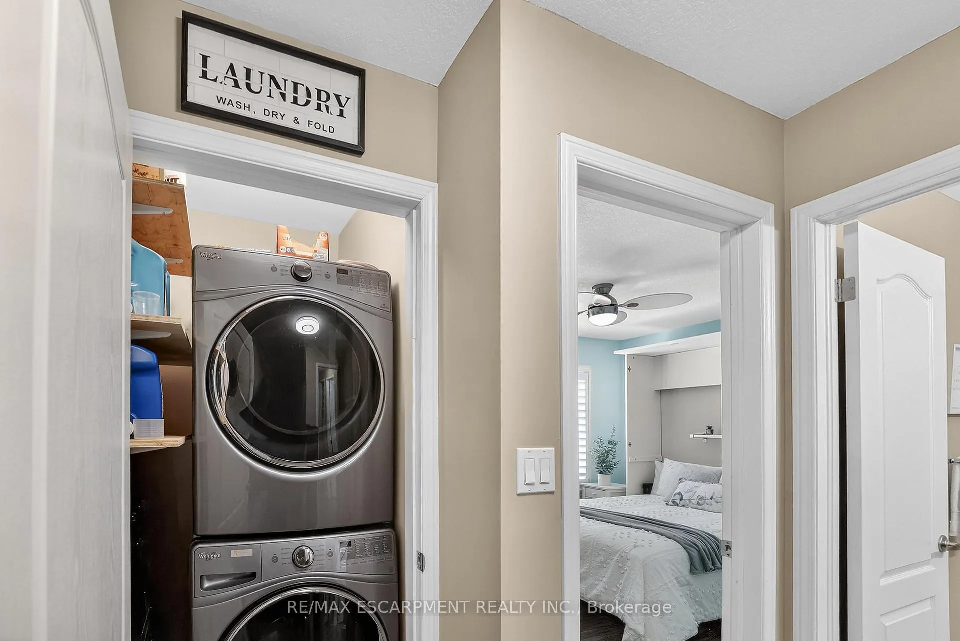 Photo 14 of 5048 Serena Drive, Lincoln, Beamsville — HOMEH