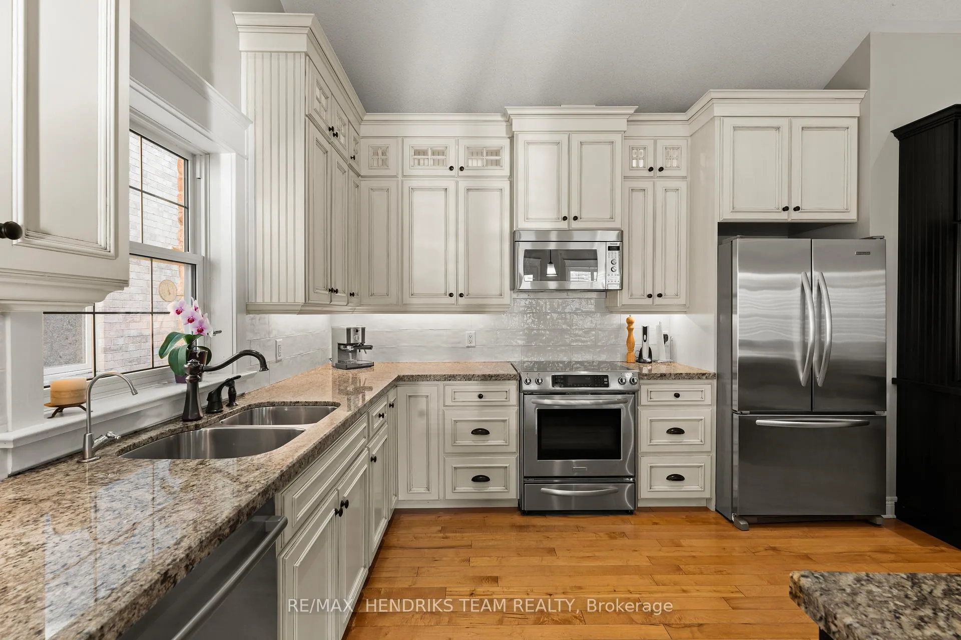 Photo 16 of 5 Mclean Court, St. Catharines, Grapeview — HOMEH