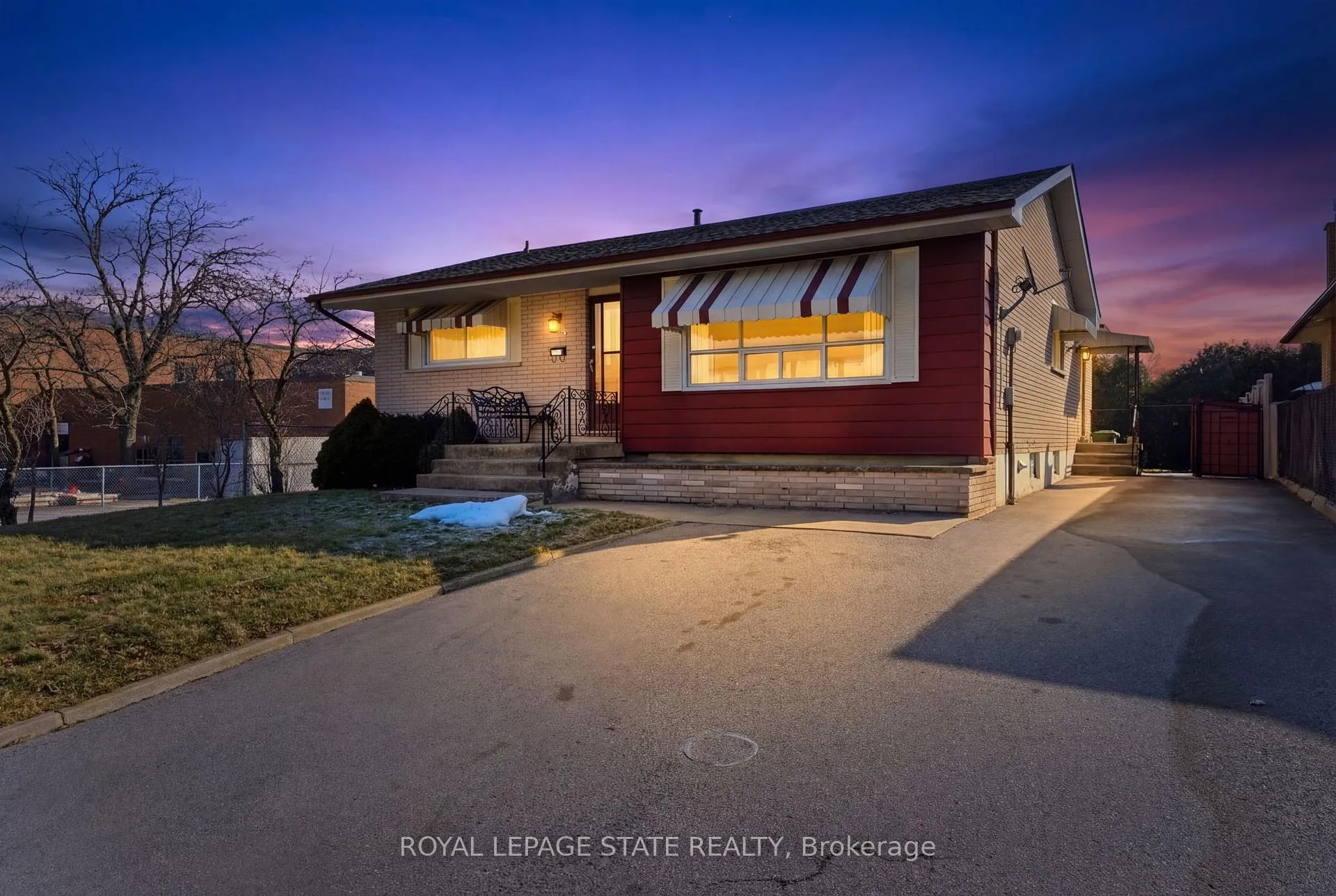Photo 3 of 45 Cromwell Crescent, Hamilton, Greenford — HOMEH