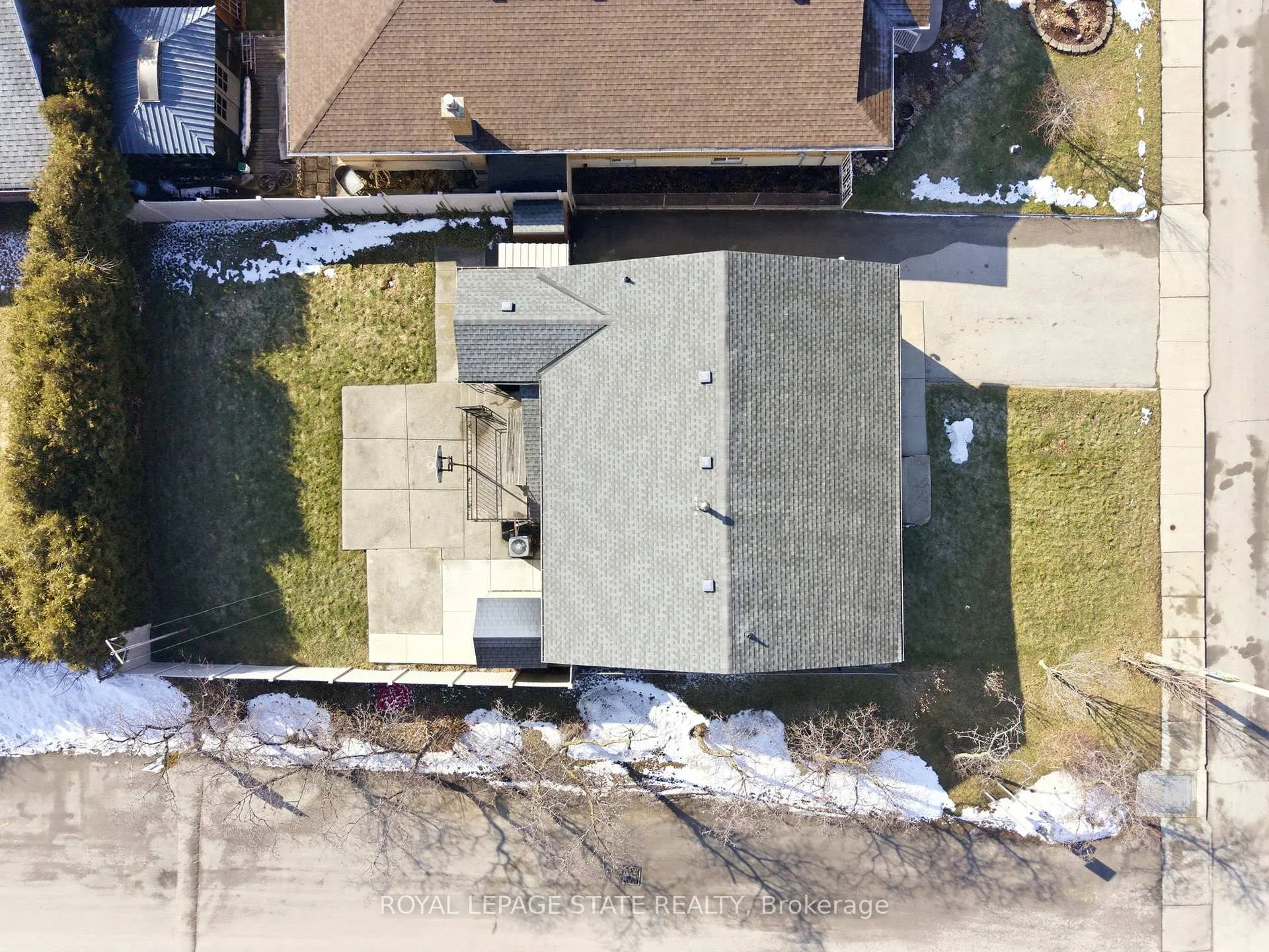 Photo 4 of 45 Cromwell Crescent, Hamilton, Greenford — HOMEH