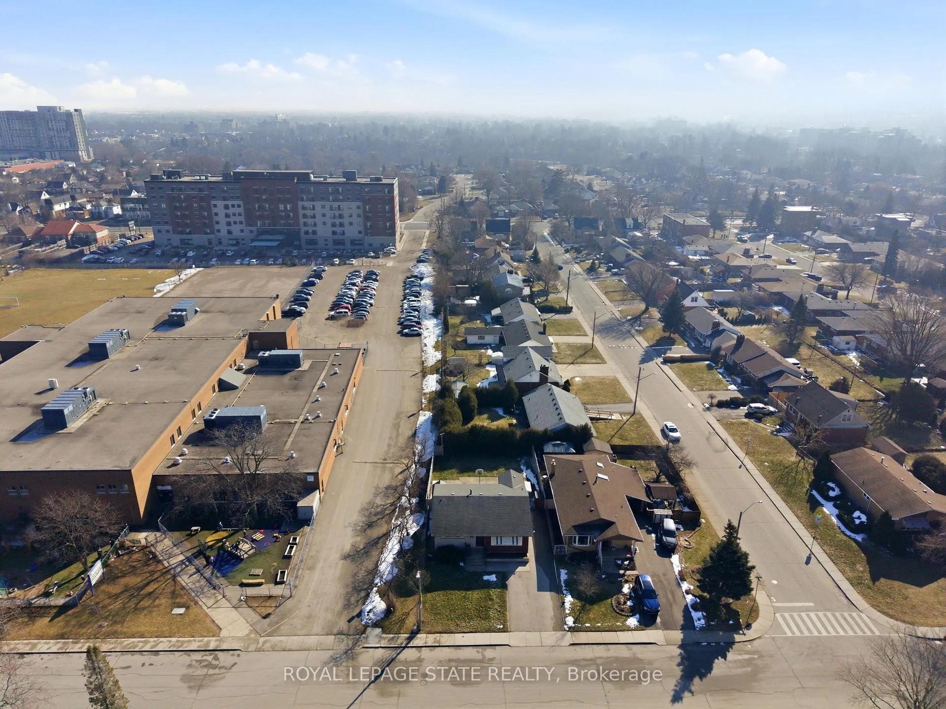 Photo 5 of 45 Cromwell Crescent, Hamilton, Greenford — HOMEH