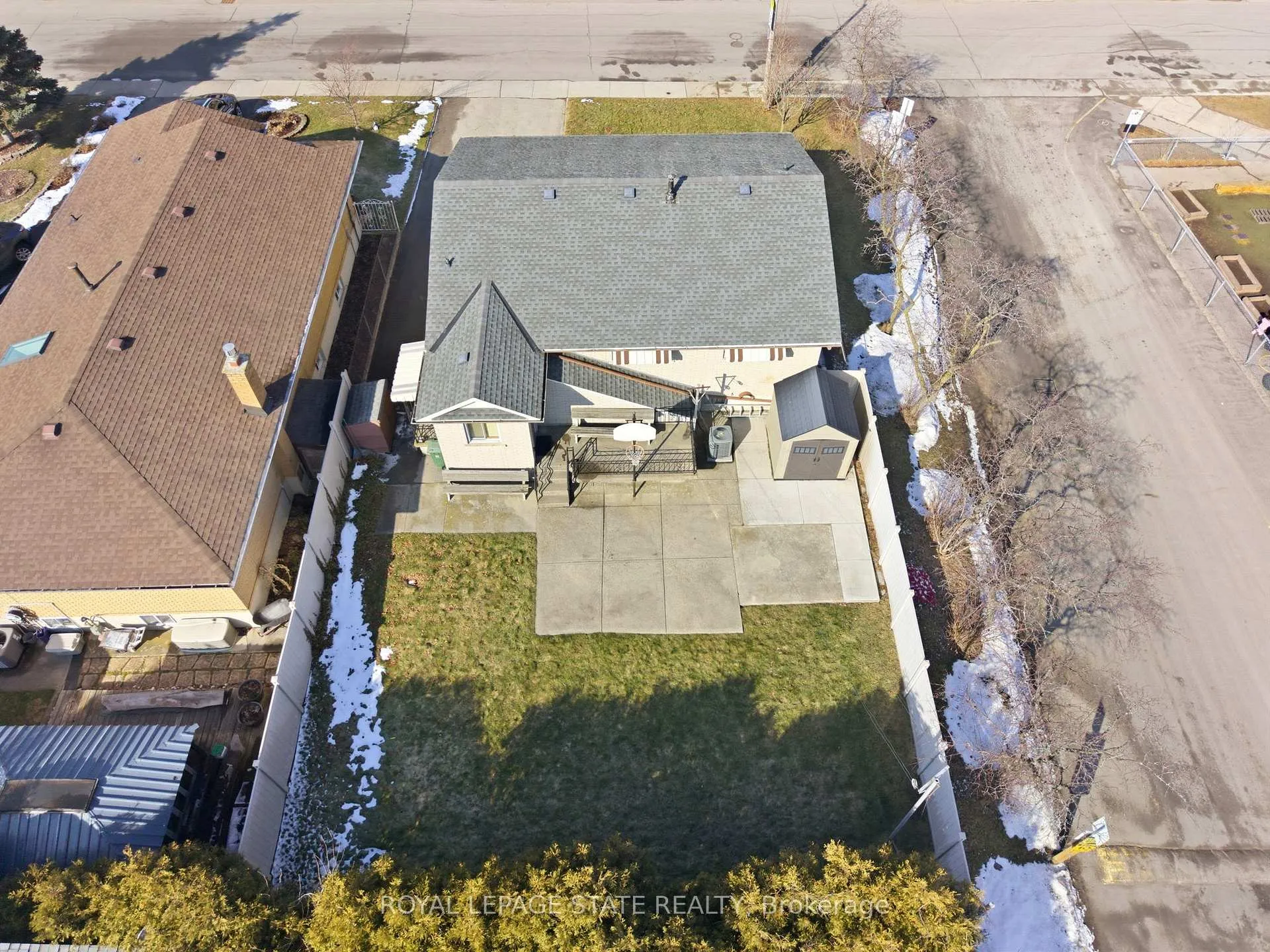 Photo 7 of 45 Cromwell Crescent, Hamilton, Greenford — HOMEH
