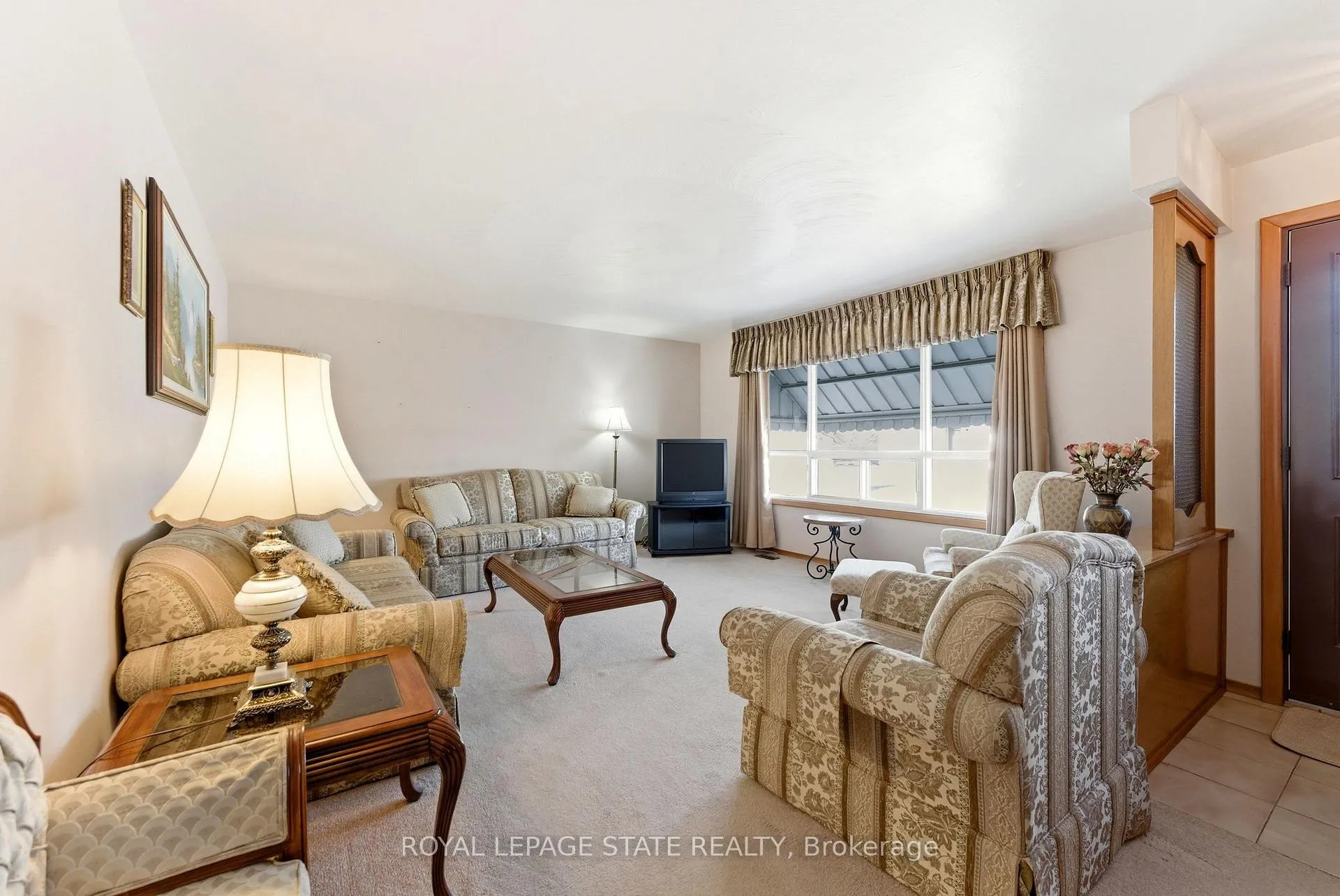 Photo 11 of 45 Cromwell Crescent, Hamilton, Greenford — HOMEH