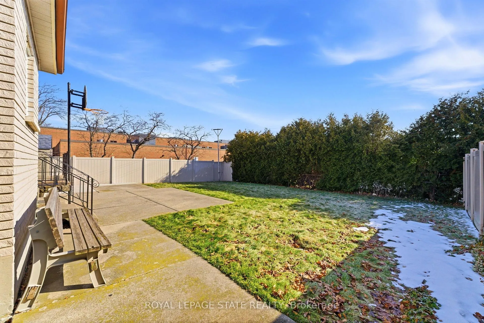 Photo 35 of 45 Cromwell Crescent, Hamilton, Greenford — HOMEH