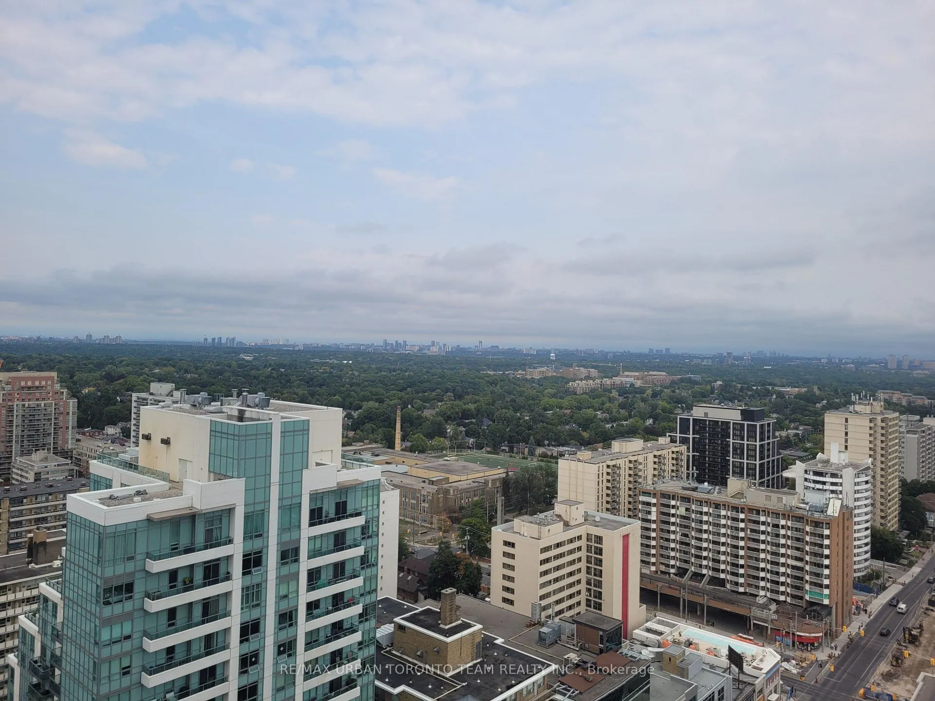 Photo 14 of Unit 2711, 125 Redpath Avenue, Toronto, Mount Pleasant West — HOMEH