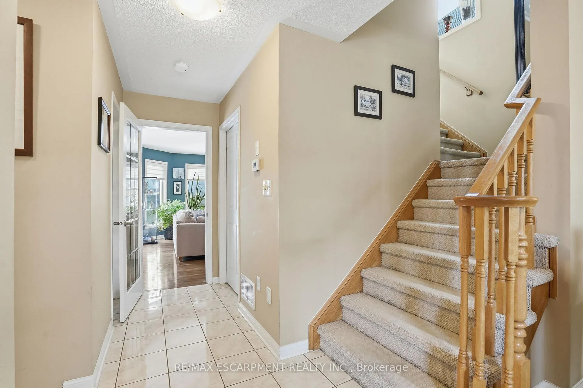 Photo 19 of 2505 Valleyridge Drive, Oakville, Bronte Creek — HOMEH