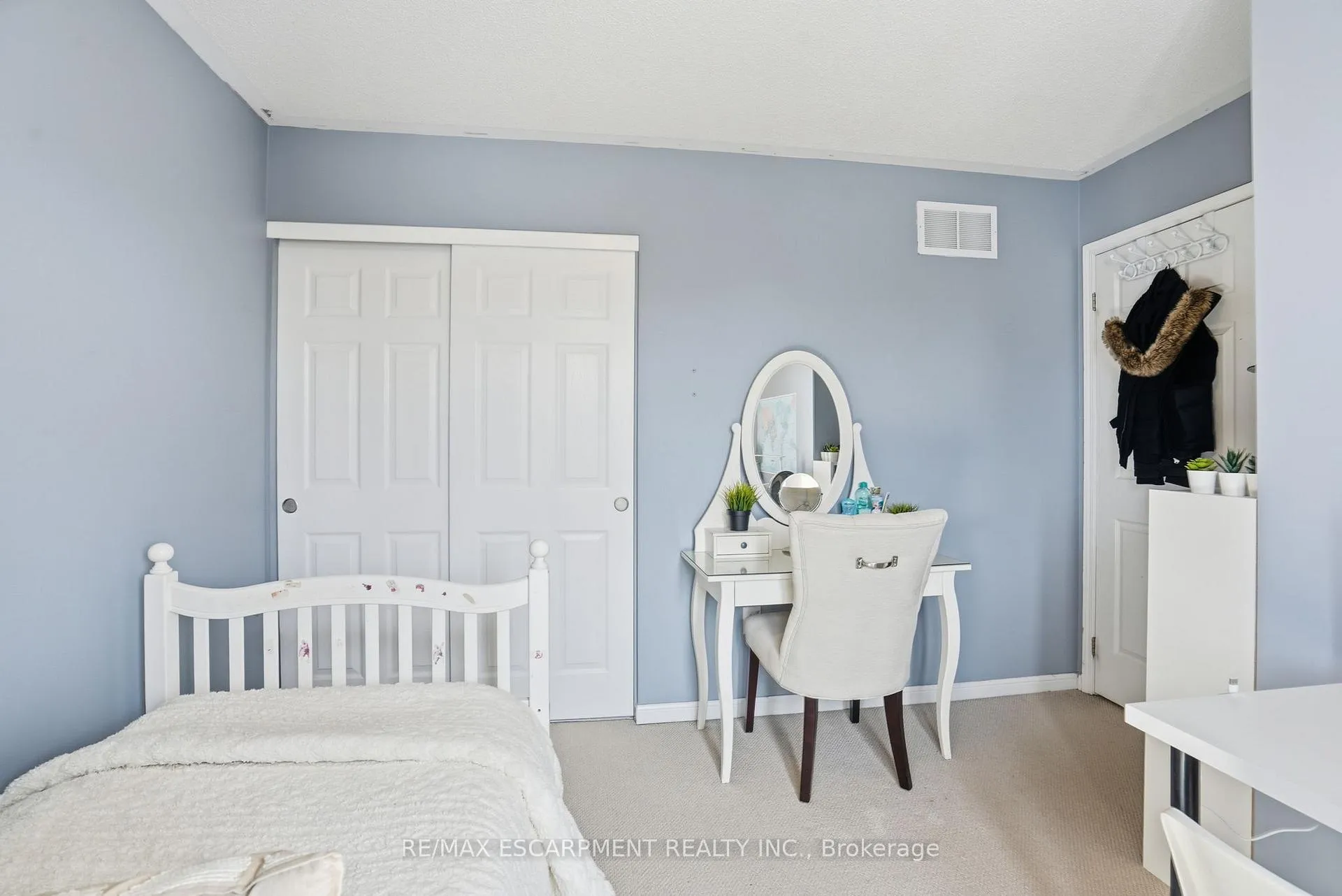 Photo 27 of 2505 Valleyridge Drive, Oakville, Bronte Creek — HOMEH
