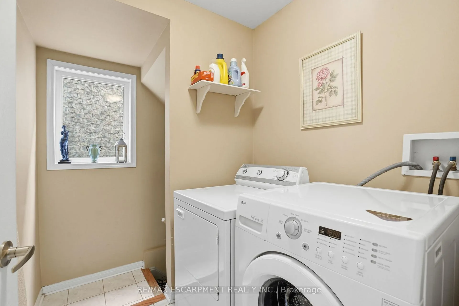 Photo 36 of 2505 Valleyridge Drive, Oakville, Bronte Creek — HOMEH