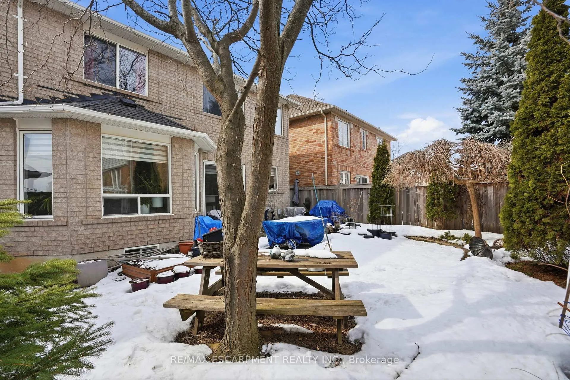 Photo 38 of 2505 Valleyridge Drive, Oakville, Bronte Creek — HOMEH