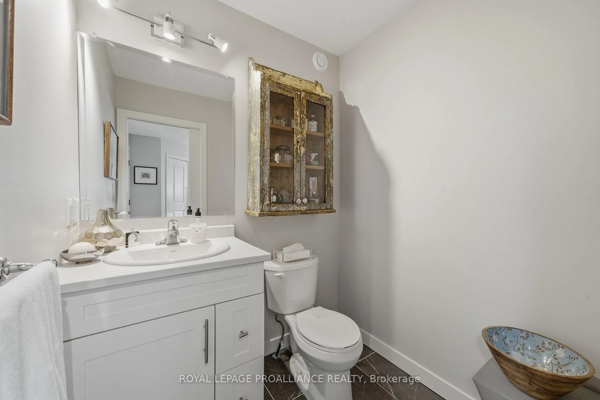 Photo 7 of 63 Conger Drive, Prince Edward County, Wellington Ward — HOMEH