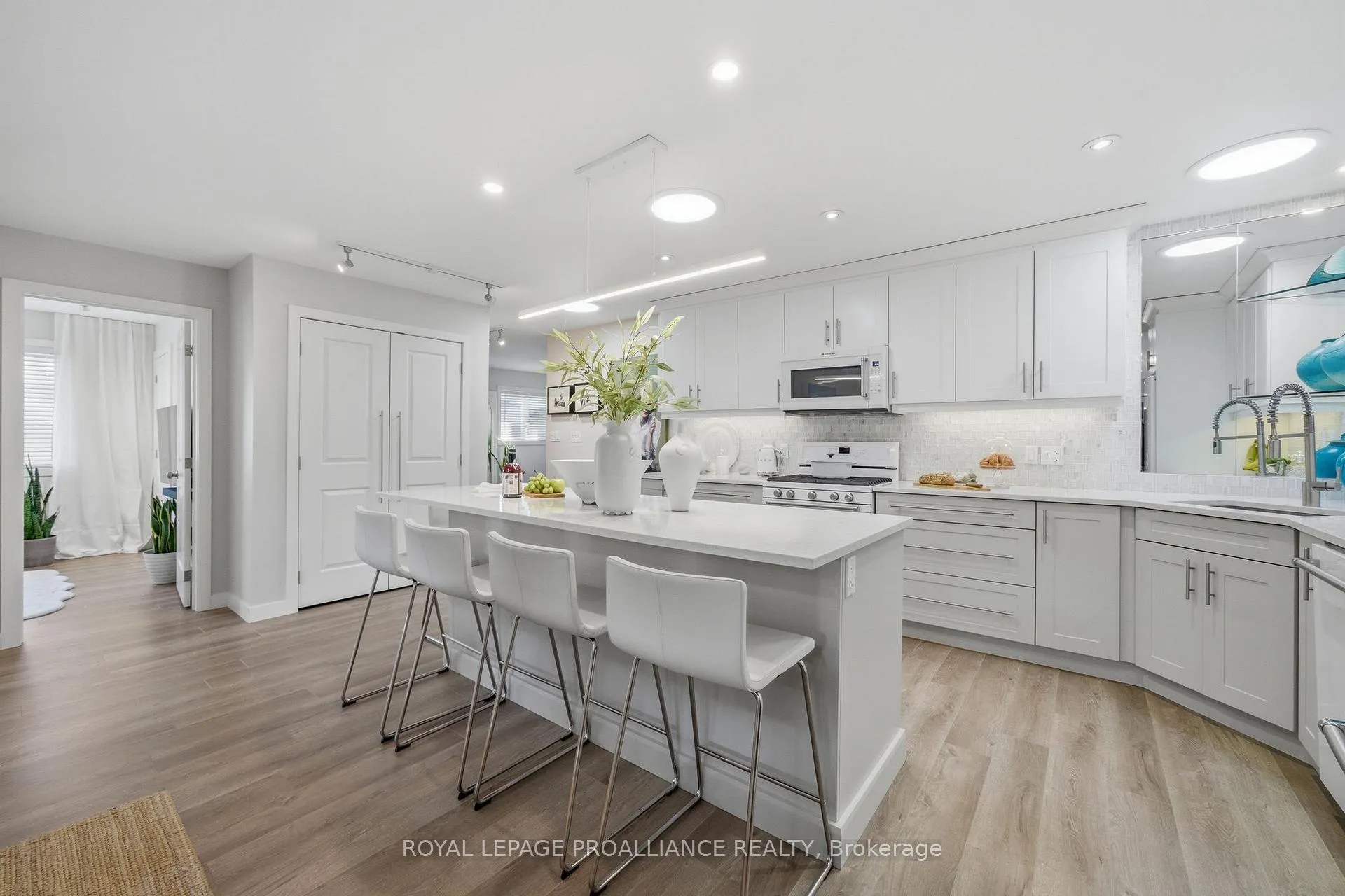Photo 11 of 63 Conger Drive, Prince Edward County, Wellington Ward — HOMEH