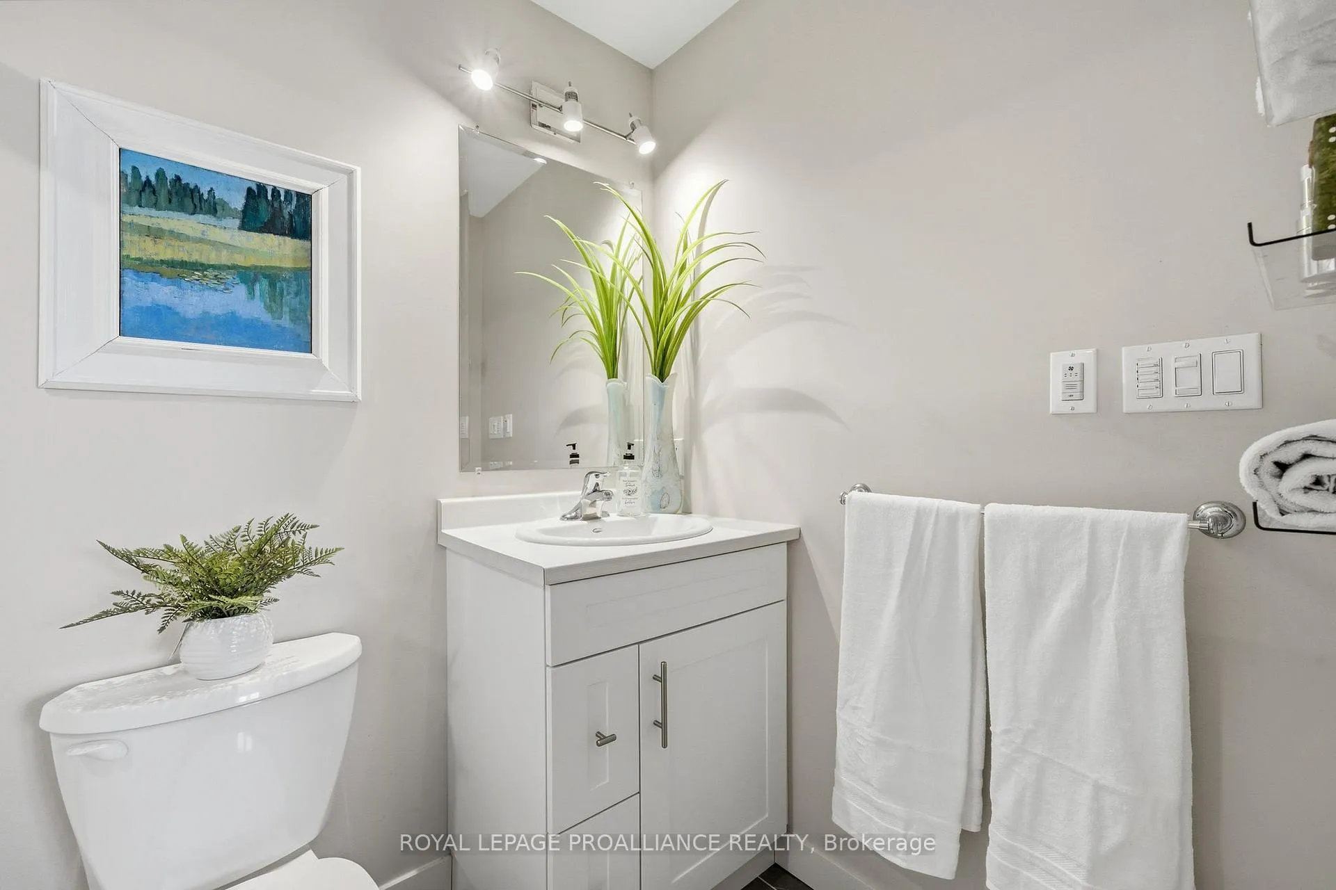 Photo 31 of 63 Conger Drive, Prince Edward County, Wellington Ward — HOMEH