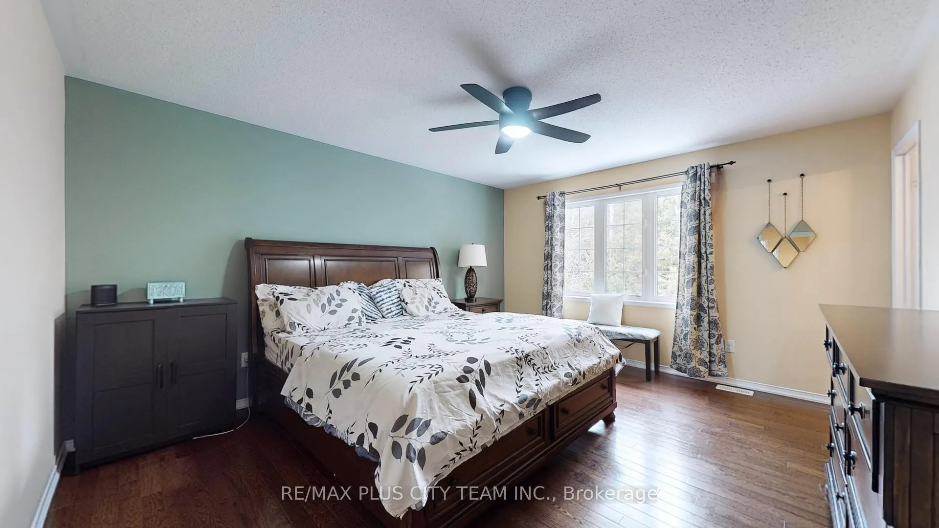 Photo 22 of 16 Edison Way, Whitby, Taunton North — HOMEH