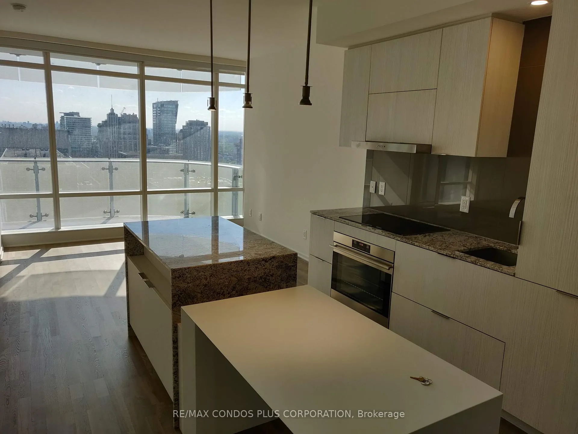 Photo 3 of Unit 2509, 1 Bloor Street E, Toronto, Church-Yonge Corridor — HOMEH