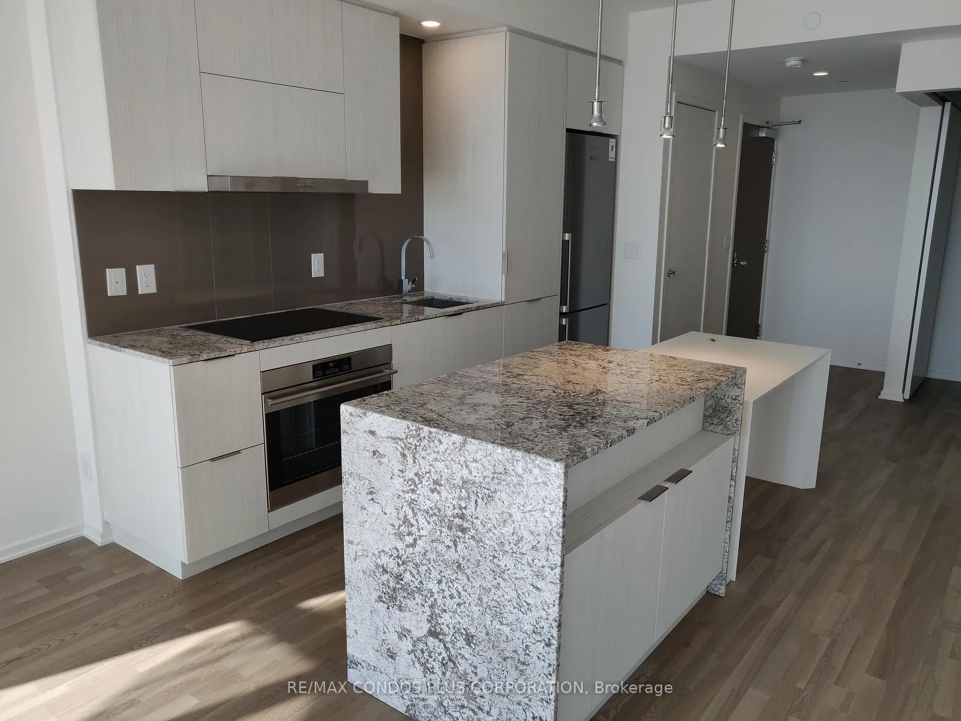 Photo 5 of Unit 2509, 1 Bloor Street E, Toronto, Church-Yonge Corridor — HOMEH