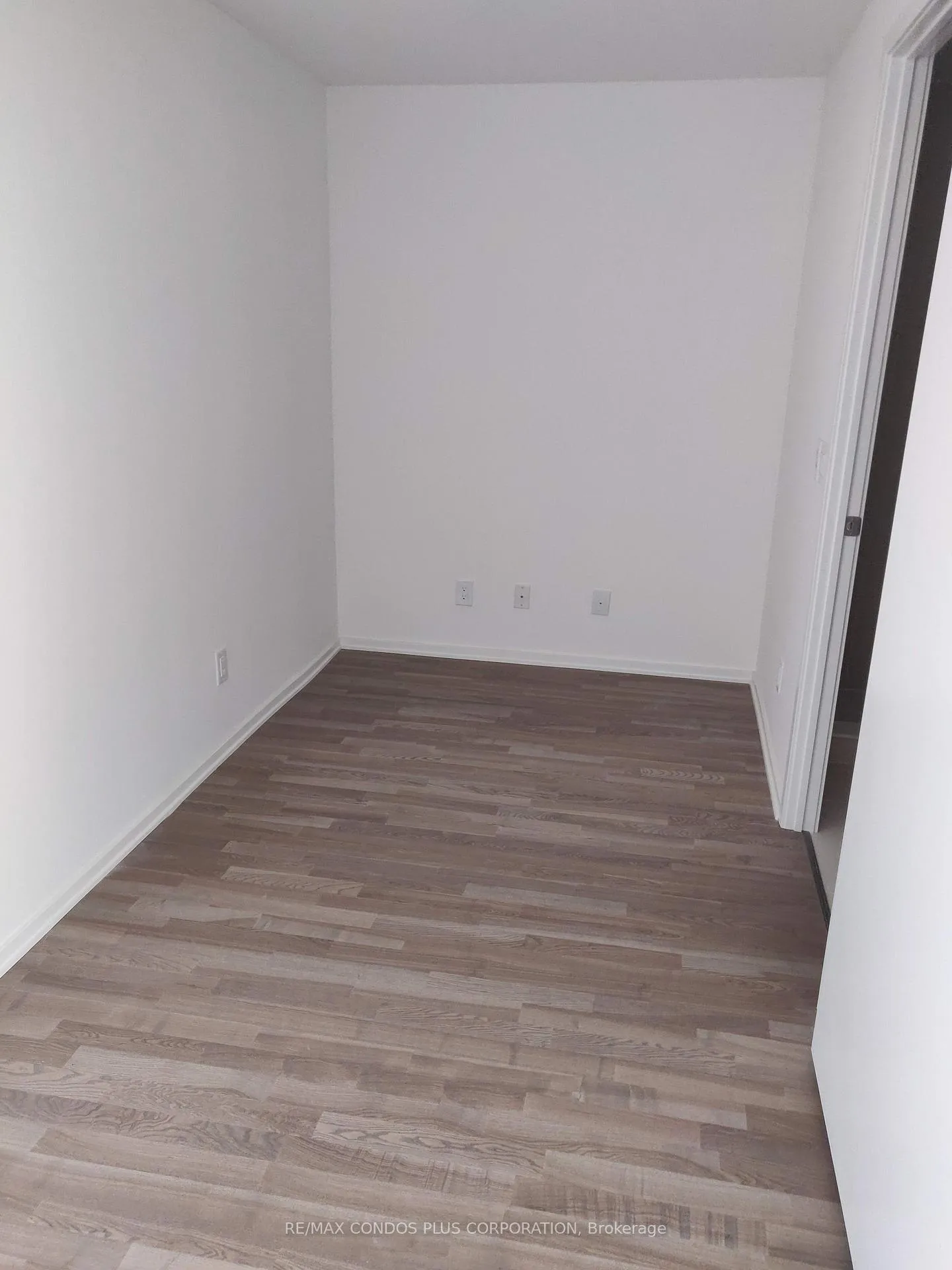 Photo 7 of Unit 2509, 1 Bloor Street E, Toronto, Church-Yonge Corridor — HOMEH
