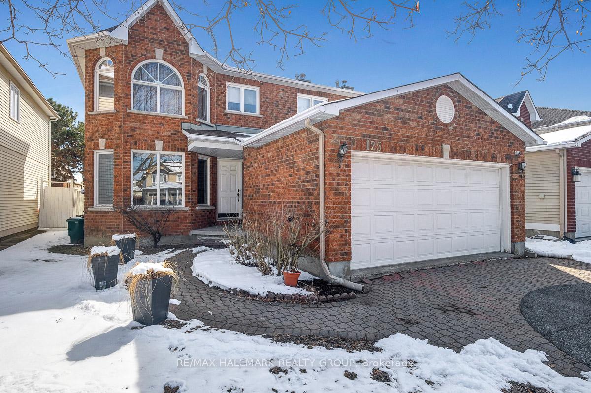 Photo 2 of 125 Picasso Drive, Ottawa, Hunt Club Park — HOMEH