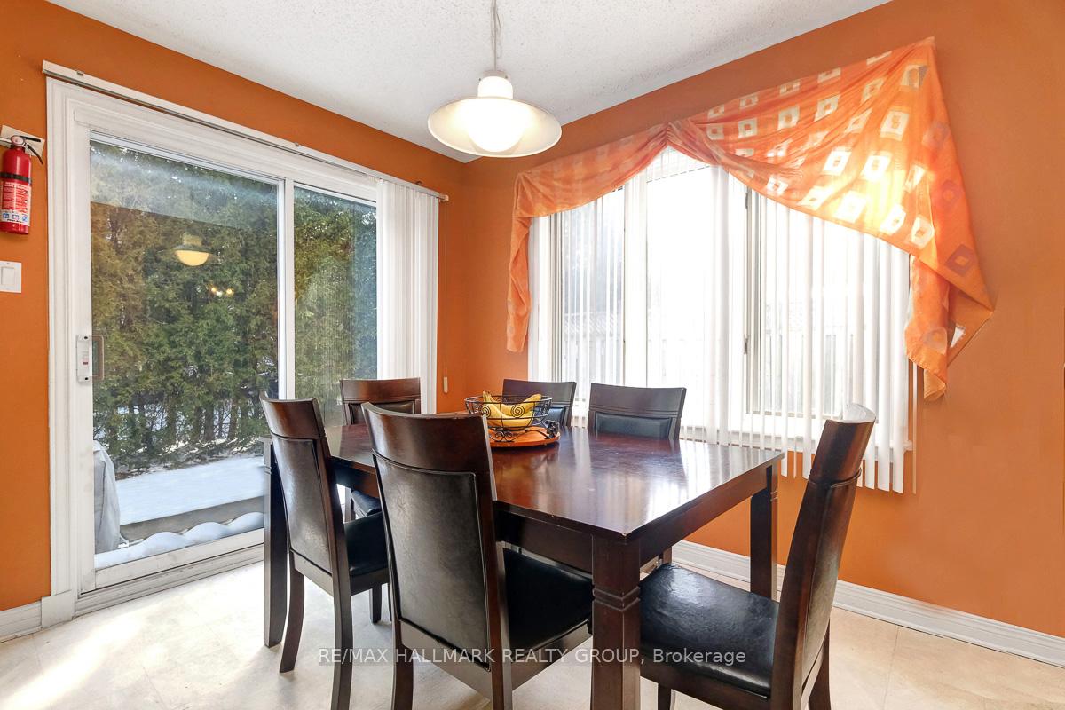 Photo 14 of 125 Picasso Drive, Ottawa, Hunt Club Park — HOMEH