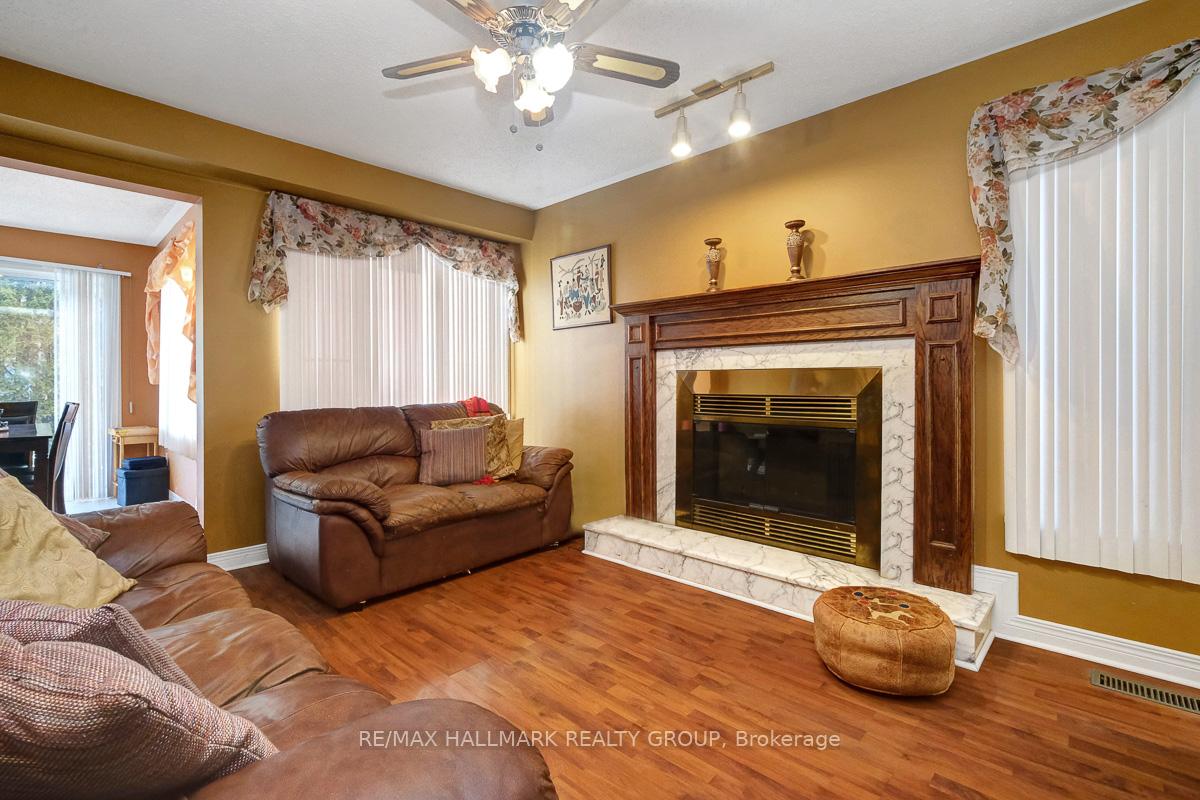 Photo 15 of 125 Picasso Drive, Ottawa, Hunt Club Park — HOMEH