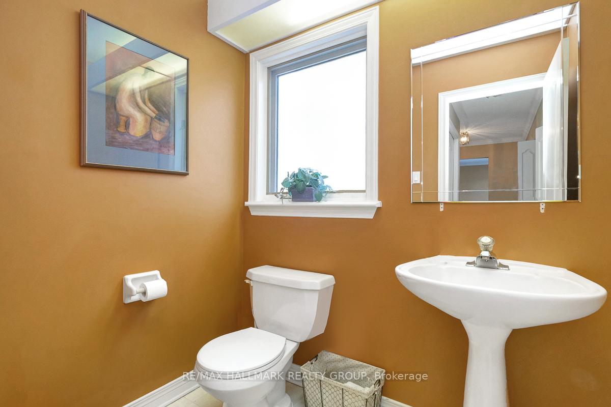 Photo 18 of 125 Picasso Drive, Ottawa, Hunt Club Park — HOMEH