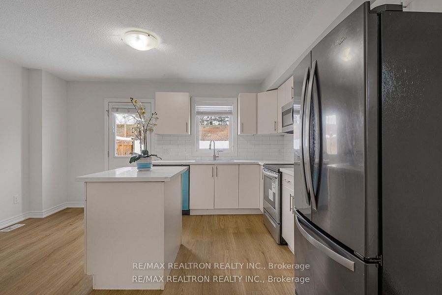 Photo 8 of Unit 67, 7768 Ascot Circle, Niagara Falls, Ascot — HOMEH