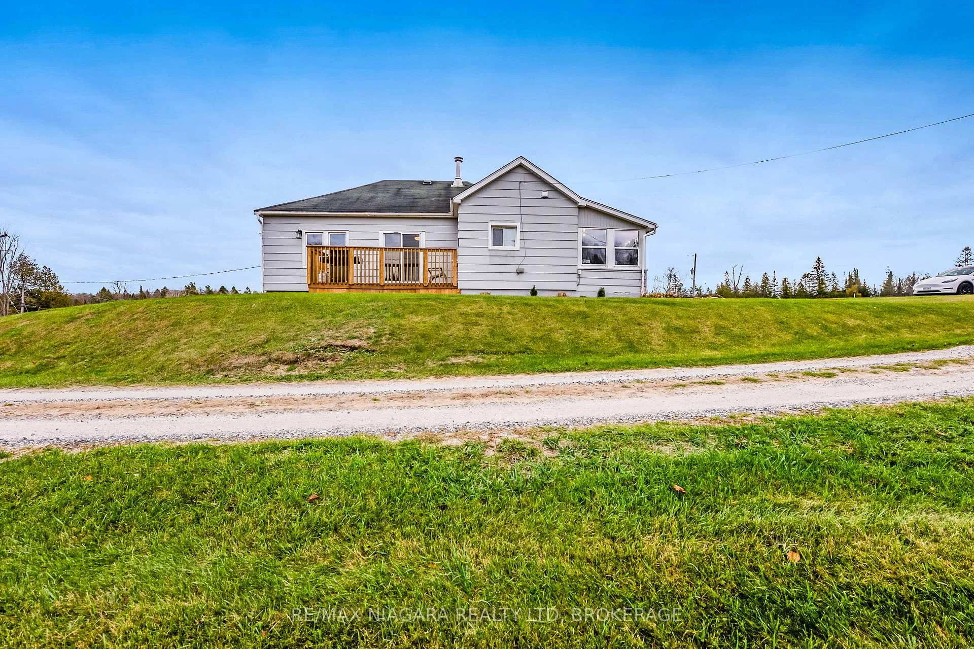 Photo 5 of 7357 Road 506, Frontenac, Frontenac North — HOMEH