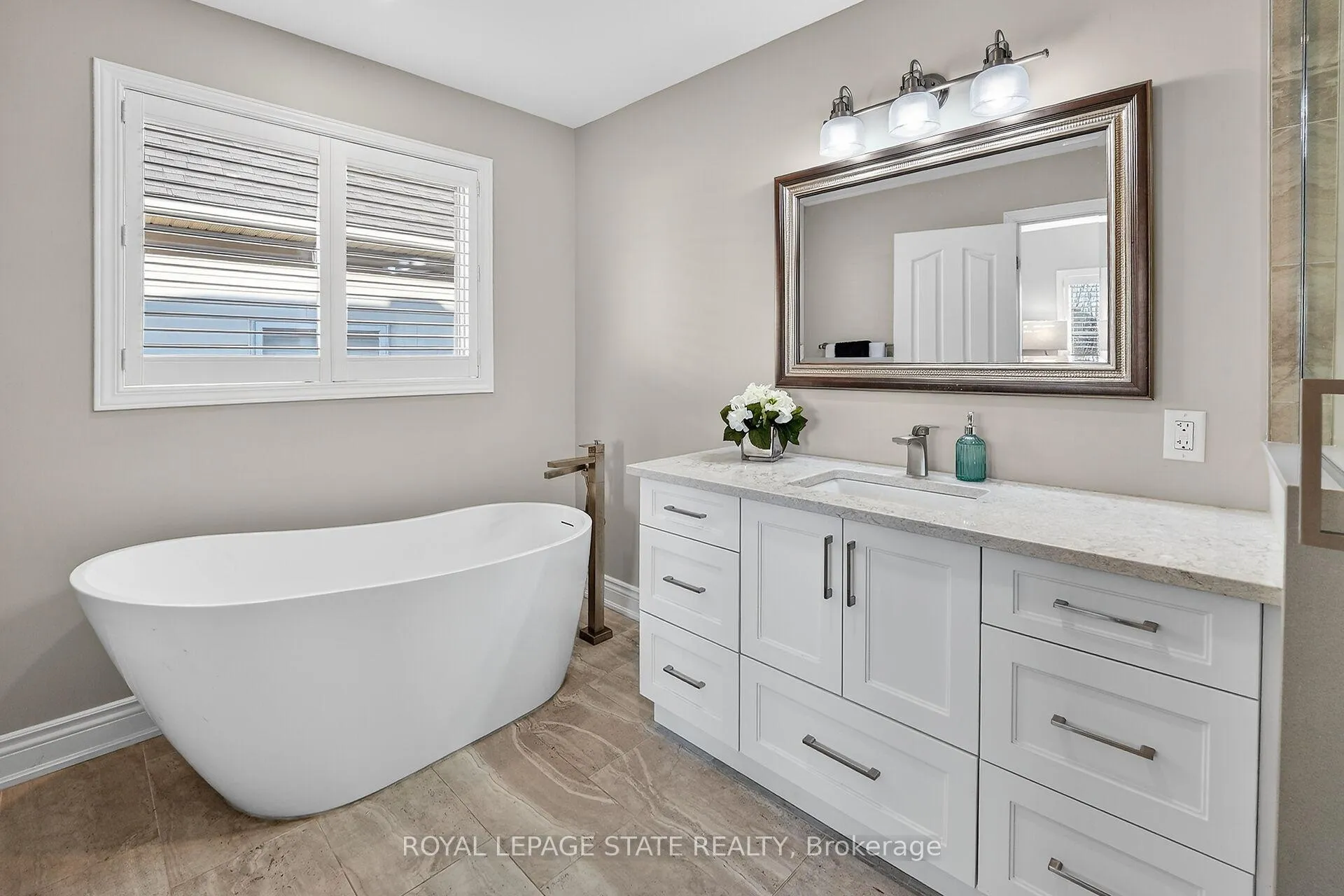Photo 27 of 23 Tamarack Court, Grimsby, Grimsby West — HOMEH