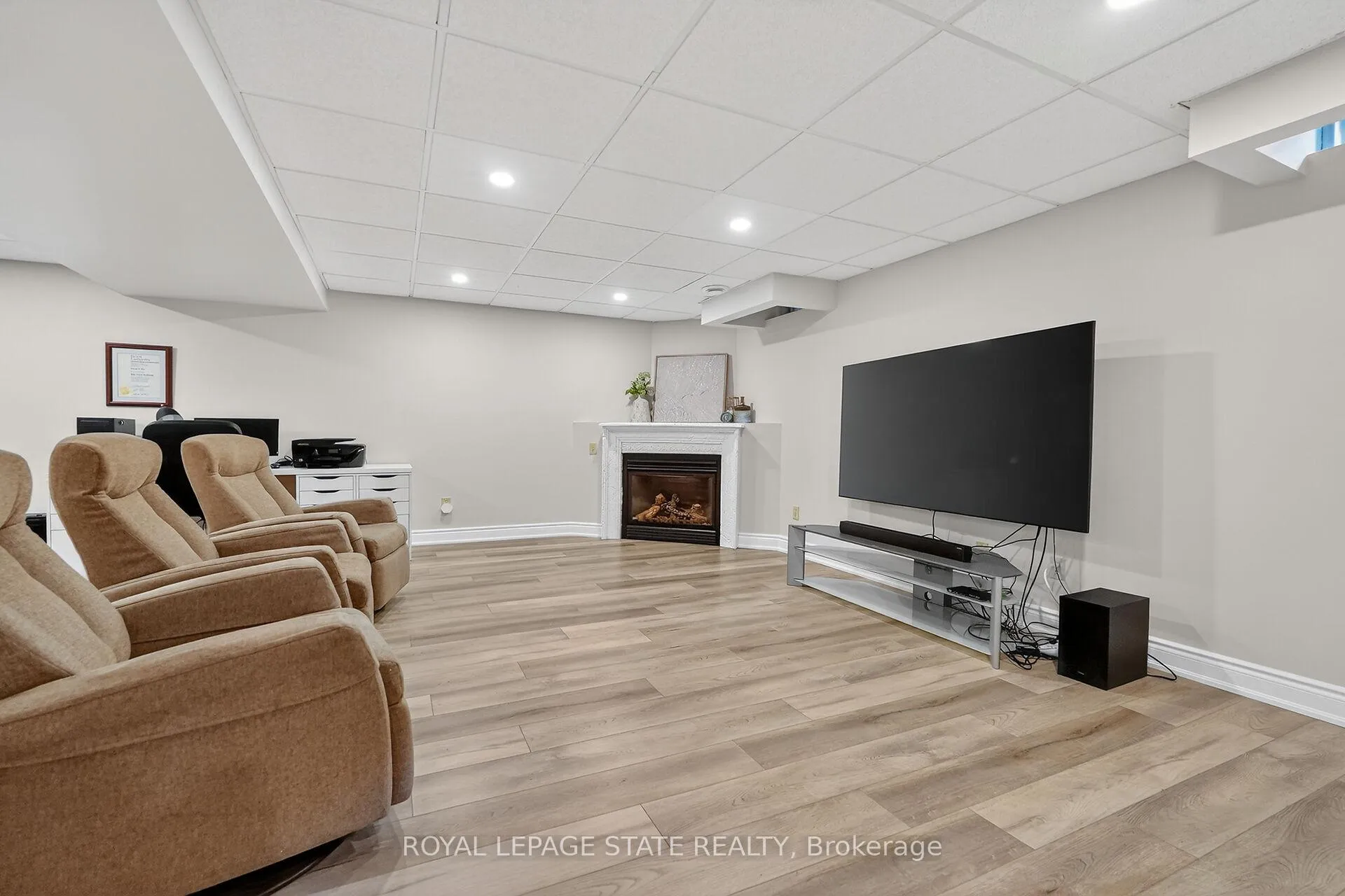 Photo 37 of 23 Tamarack Court, Grimsby, Grimsby West — HOMEH