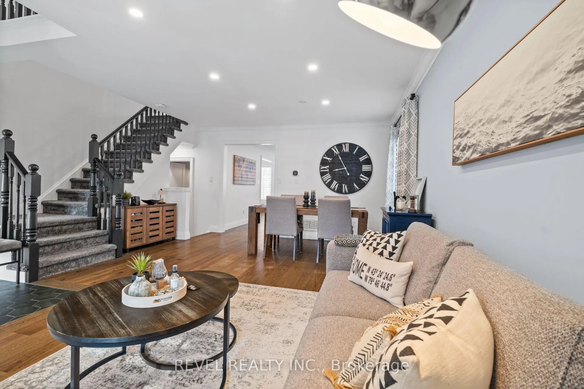 Photo 5 of 5609 Thorn Lane, Burlington, Orchard — HOMEH