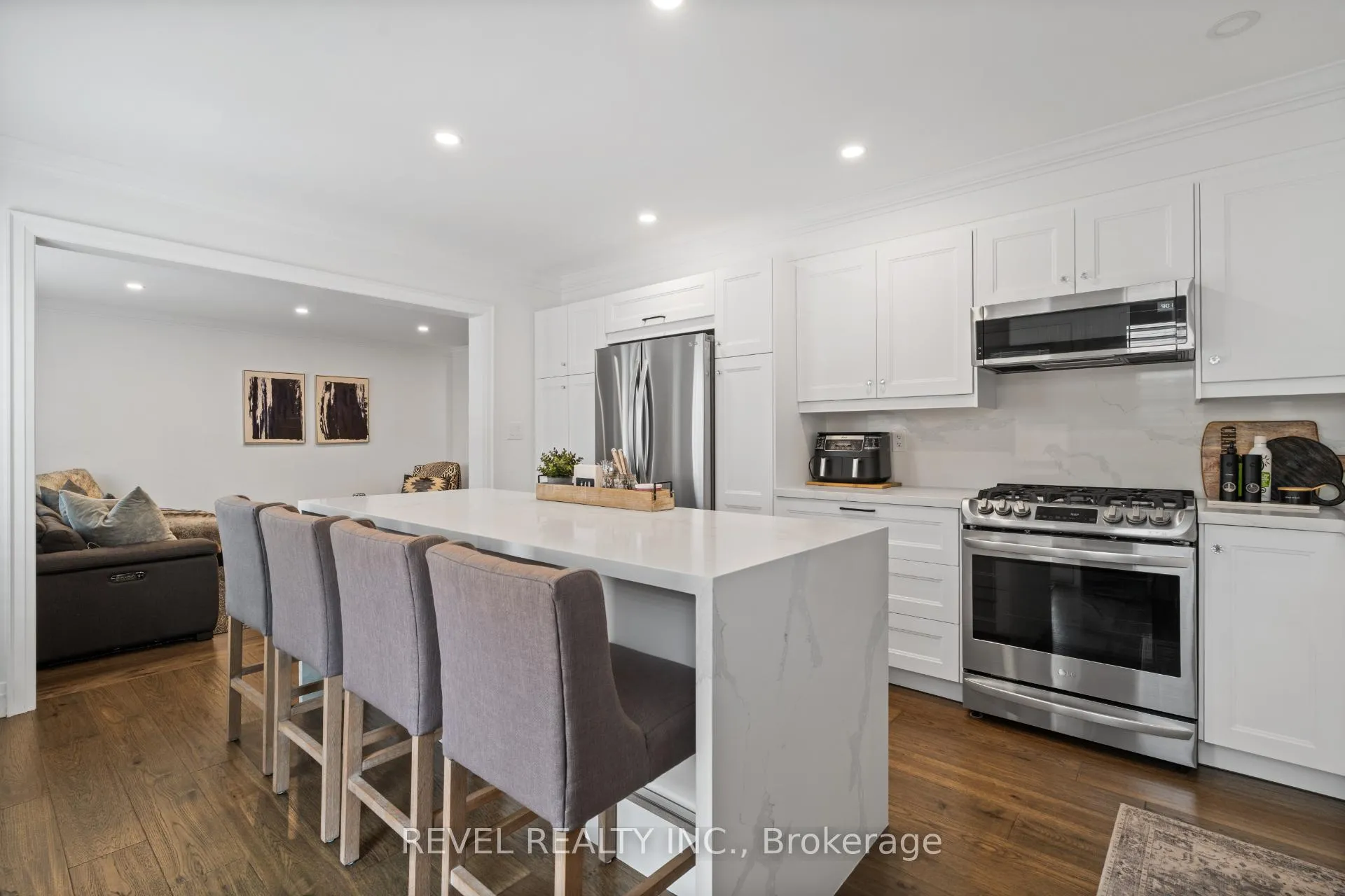 Photo 16 of 5609 Thorn Lane, Burlington, Orchard — HOMEH