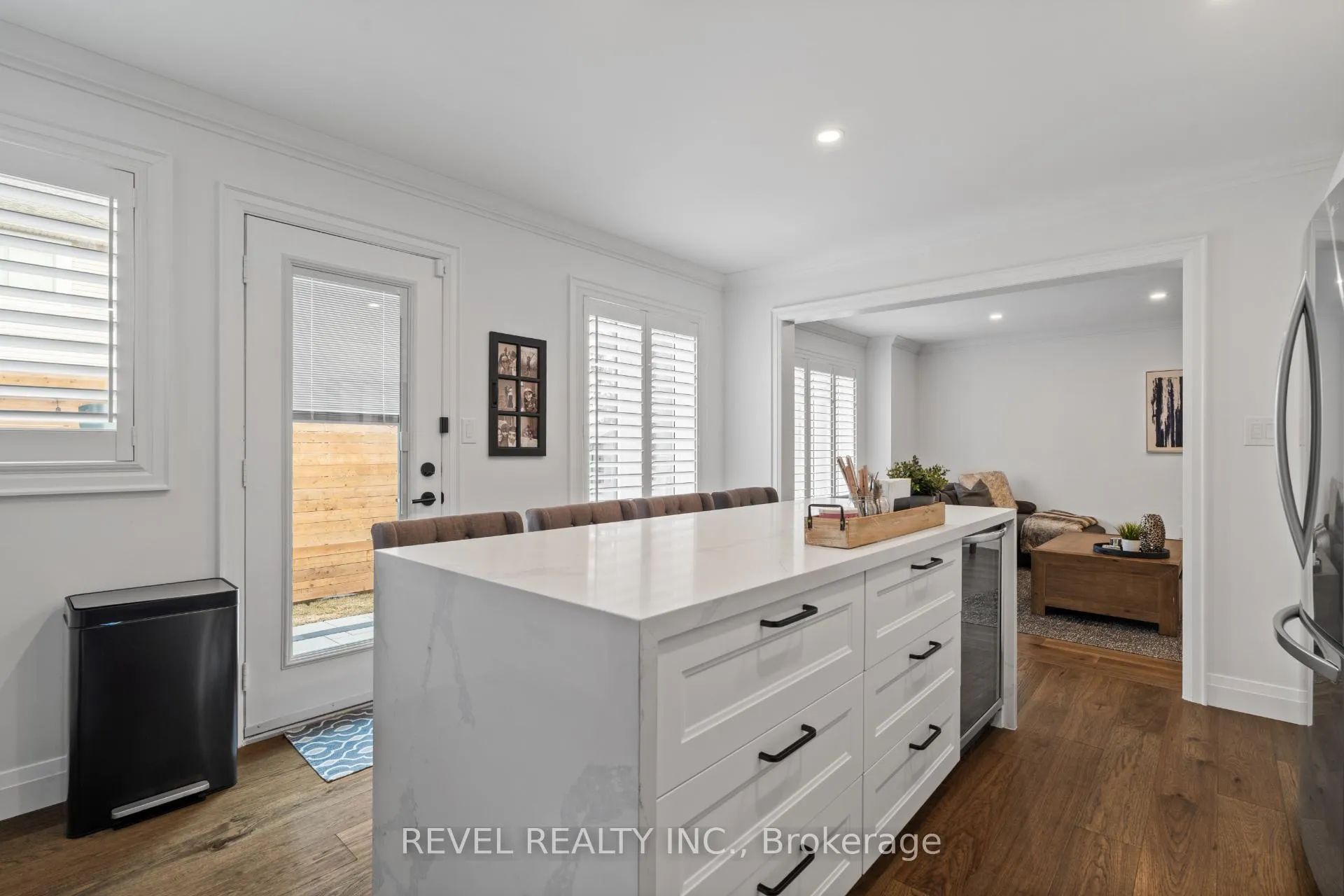 Photo 17 of 5609 Thorn Lane, Burlington, Orchard — HOMEH