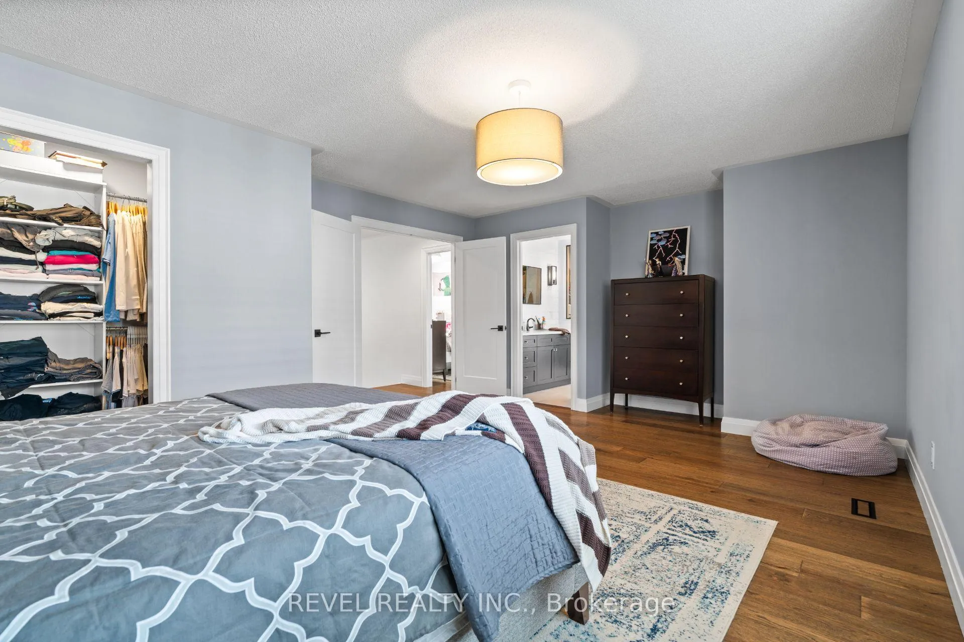 Photo 22 of 5609 Thorn Lane, Burlington, Orchard — HOMEH