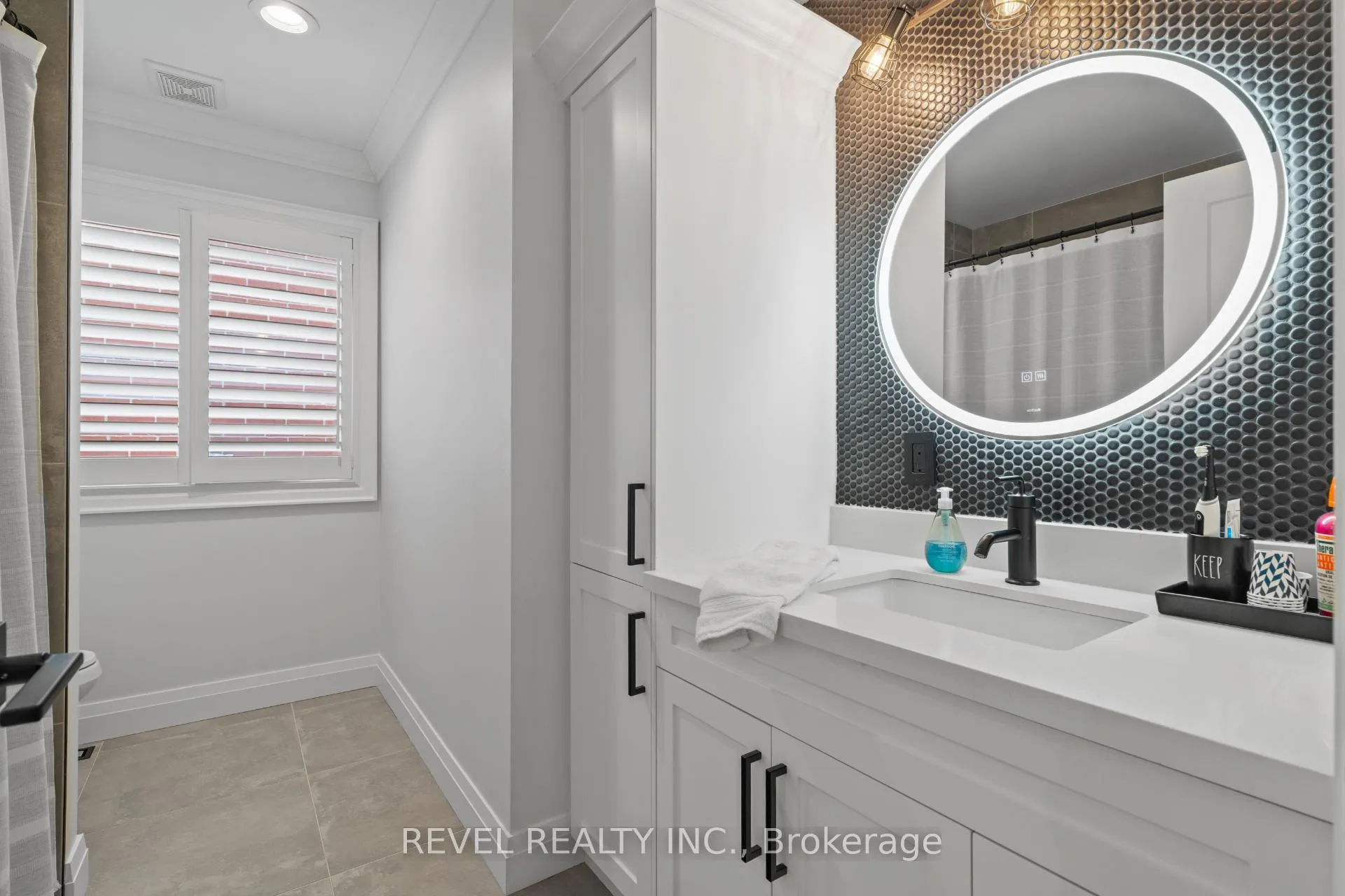 Photo 29 of 5609 Thorn Lane, Burlington, Orchard — HOMEH