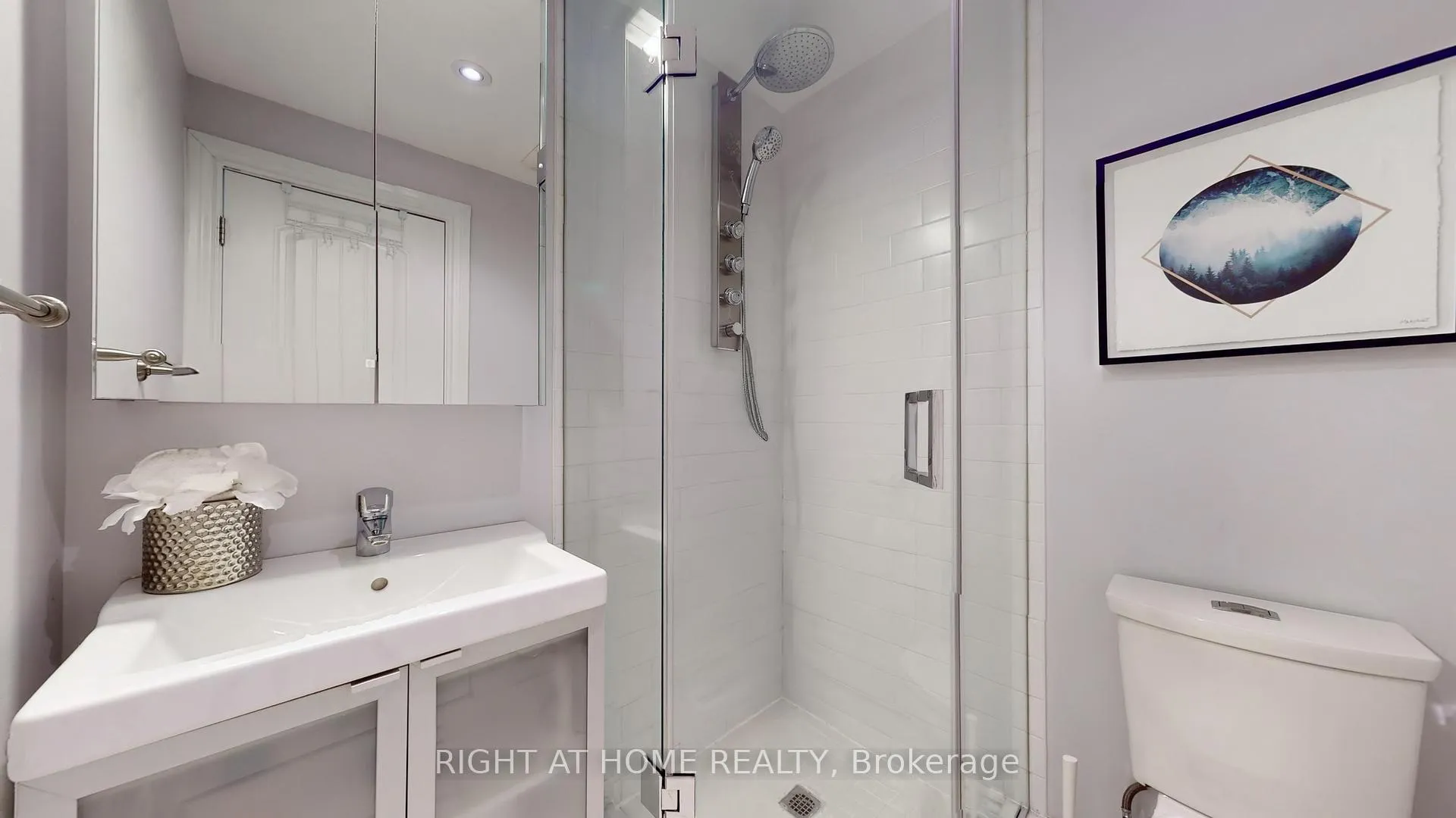 Photo 33 of 12 Courtham Avenue, Markham, Grandview — HOMEH