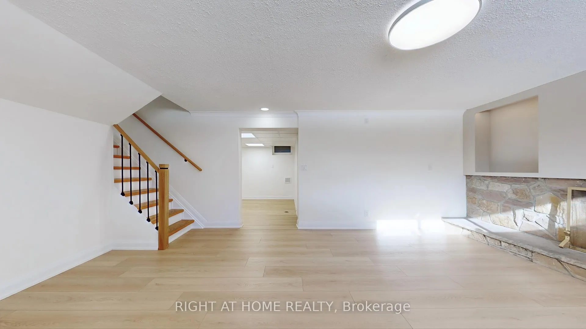 Photo 37 of 12 Courtham Avenue, Markham, Grandview — HOMEH