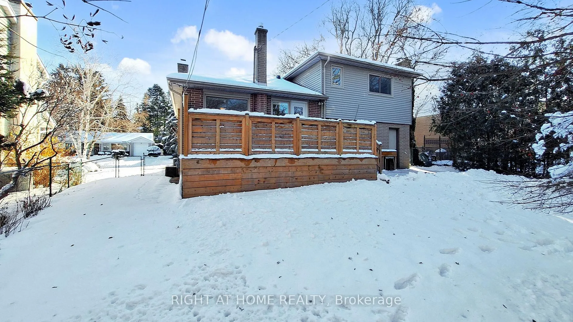 Photo 43 of 12 Courtham Avenue, Markham, Grandview — HOMEH