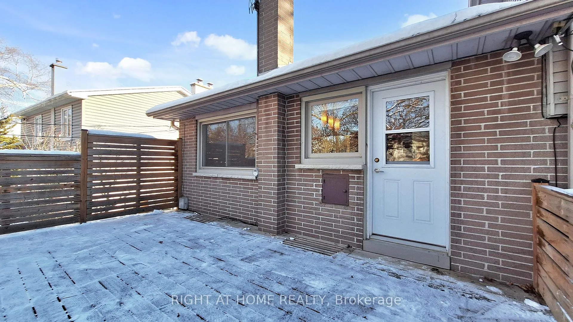 Photo 47 of 12 Courtham Avenue, Markham, Grandview — HOMEH