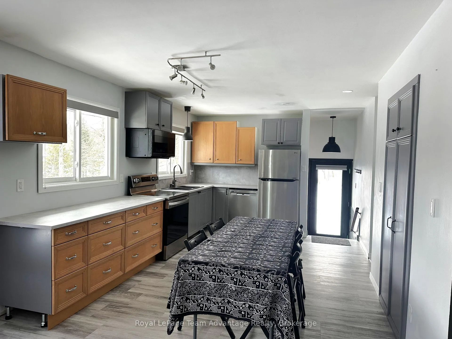 Photo 7 of 1155 Lake Joseph Road, Seguin — HOMEH