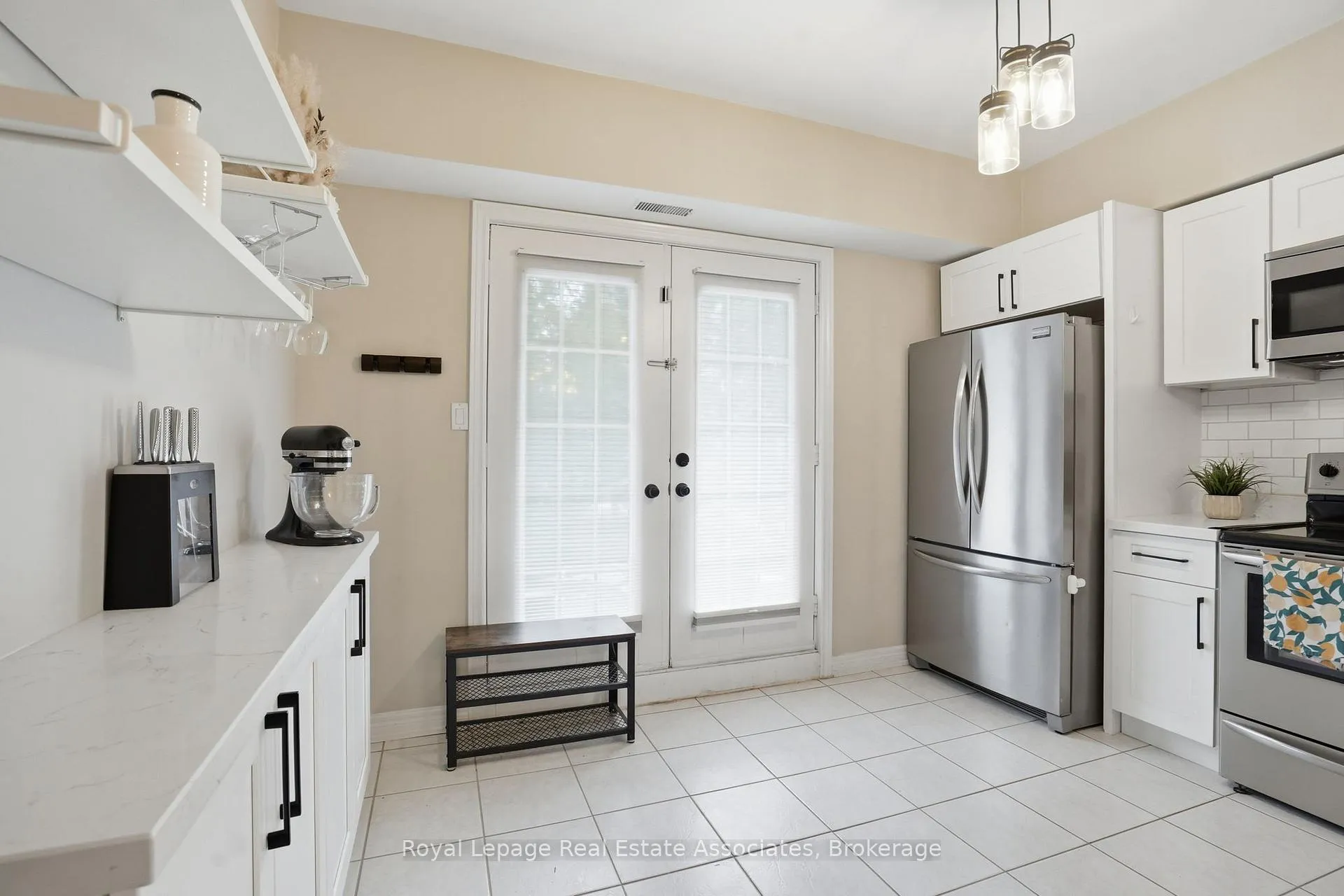 Photo 17 of Unit 107, 4006 Kilmer Drive, Burlington, Tansley — HOMEH