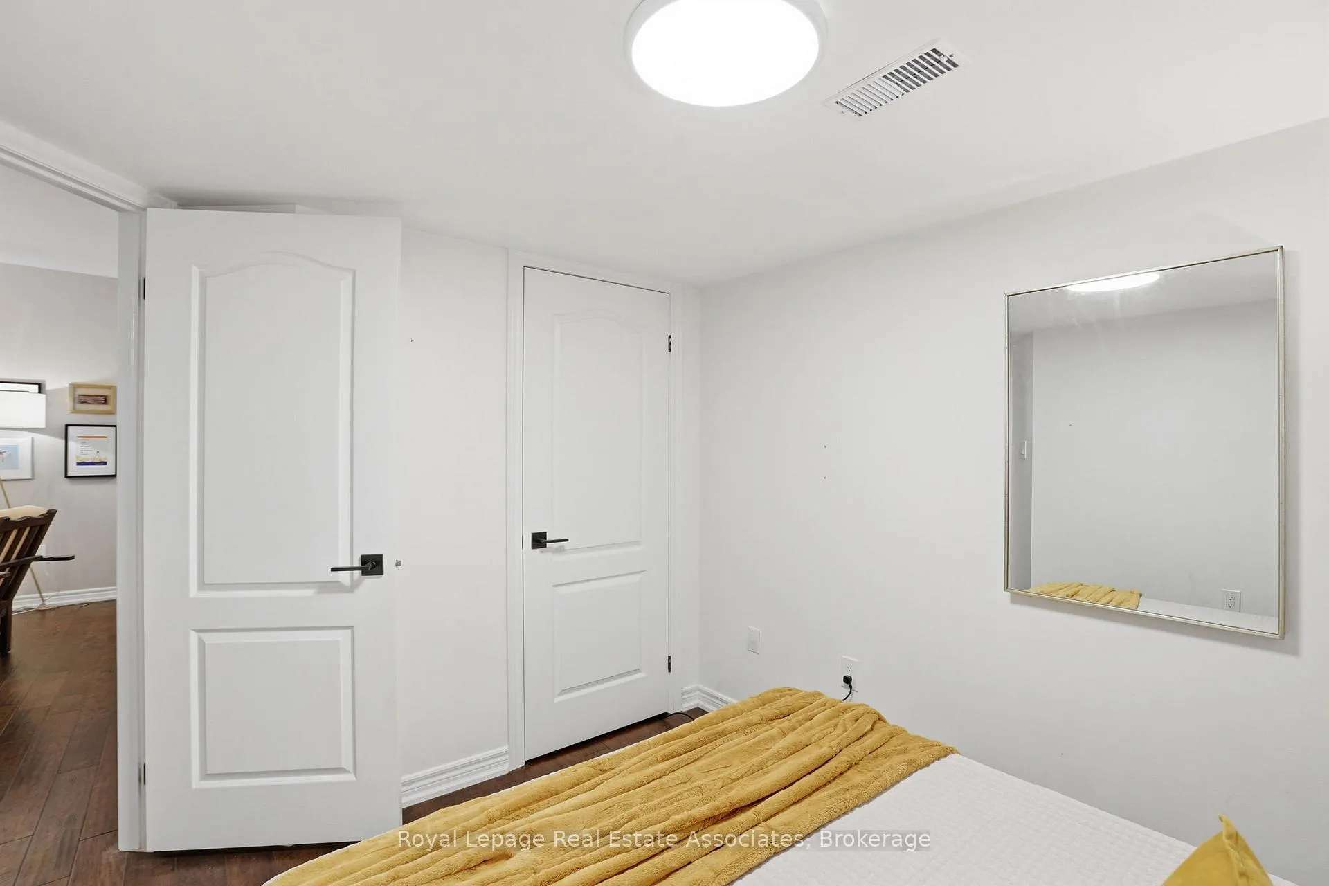 Photo 27 of Unit 107, 4006 Kilmer Drive, Burlington, Tansley — HOMEH
